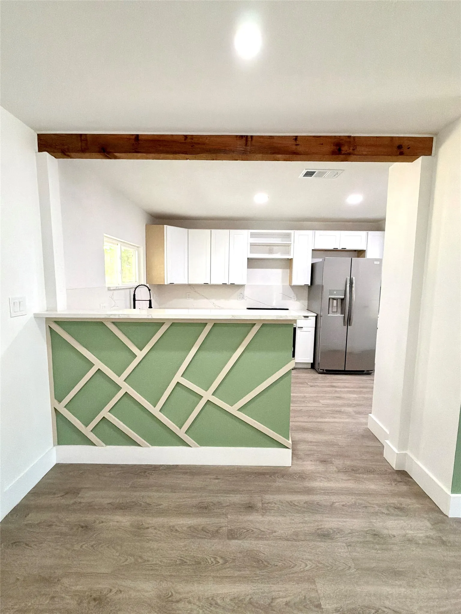 Single Family Residence For Sale in Dallas County , 2218 Kathleen Avenue, Dallas, Texas 75216, 3 Bedroom, 2 Bathroom, Garage spaces, 1,478 Sqft, built in 1949, mls#21327763, Real Estate Agent in Dallas, Homes For Sale in Dallas county, Homes For Sale in Dallas, Realtor in Dallas Texas, Real Estate Brokerage Independent Realty Texas, Luminita Cordes Realtor