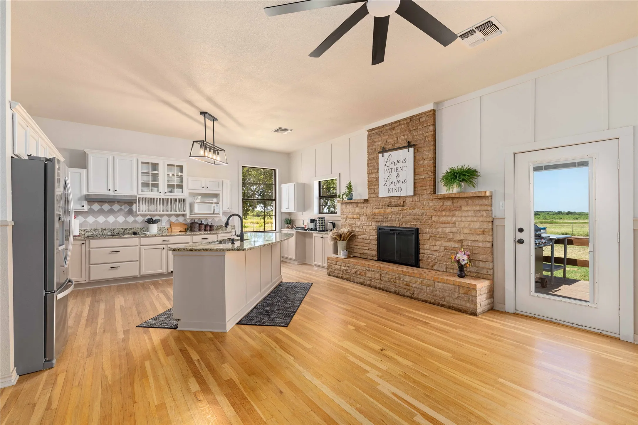 Single Family Residence For Sale in Brown County , 3001 County Road 404, Early, Texas 76802, 6 Bedroom, 4 Bathroom, Garage spaces, 3,410 Sqft, built in 0, mls#21327777, Real Estate Agent in Early, Homes For Sale in Brown county, Homes For Sale in Early, Realtor in Early Texas, Real Estate Brokerage Independent Realty Texas, Luminita Cordes Realtor