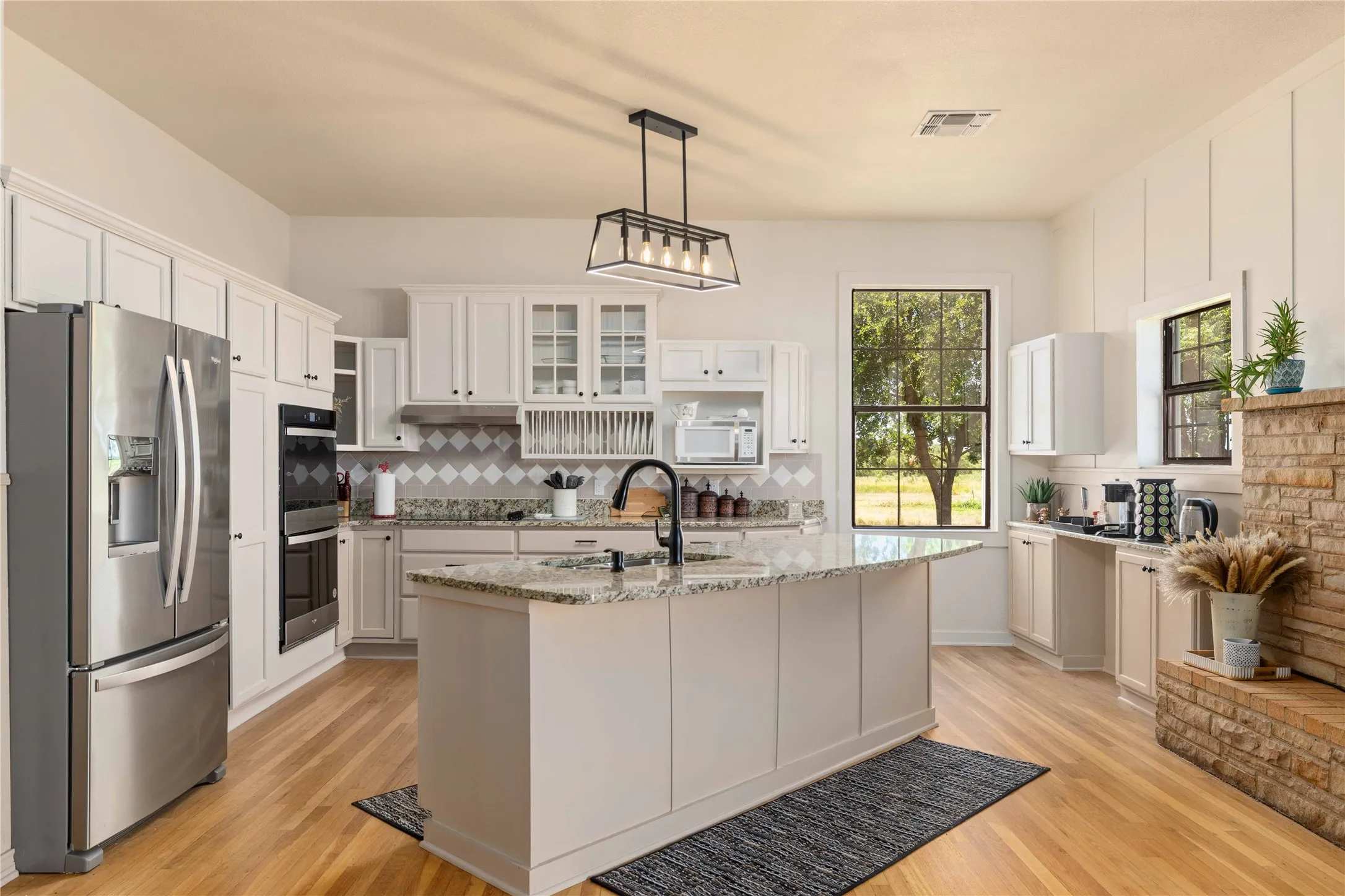 Single Family Residence For Sale in Brown County , 3001 County Road 404, Early, Texas 76802, 6 Bedroom, 4 Bathroom, Garage spaces, 3,410 Sqft, built in 0, mls#21327777, Real Estate Agent in Early, Homes For Sale in Brown county, Homes For Sale in Early, Realtor in Early Texas, Real Estate Brokerage Independent Realty Texas, Luminita Cordes Realtor