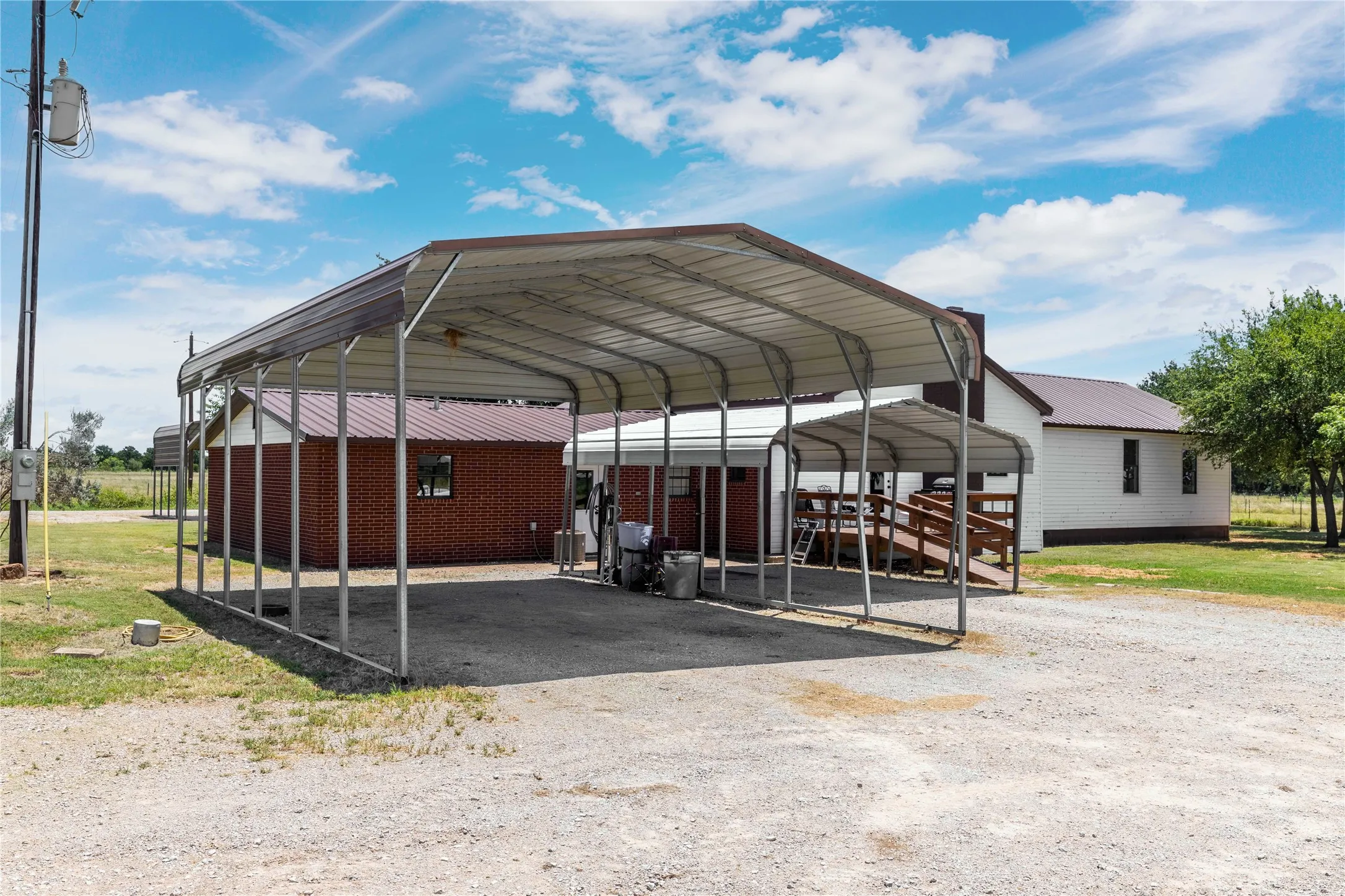 Single Family Residence For Sale in Brown County , 3001 County Road 404, Early, Texas 76802, 6 Bedroom, 4 Bathroom, Garage spaces, 3,410 Sqft, built in 0, mls#21327777, Real Estate Agent in Early, Homes For Sale in Brown county, Homes For Sale in Early, Realtor in Early Texas, Real Estate Brokerage Independent Realty Texas, Luminita Cordes Realtor