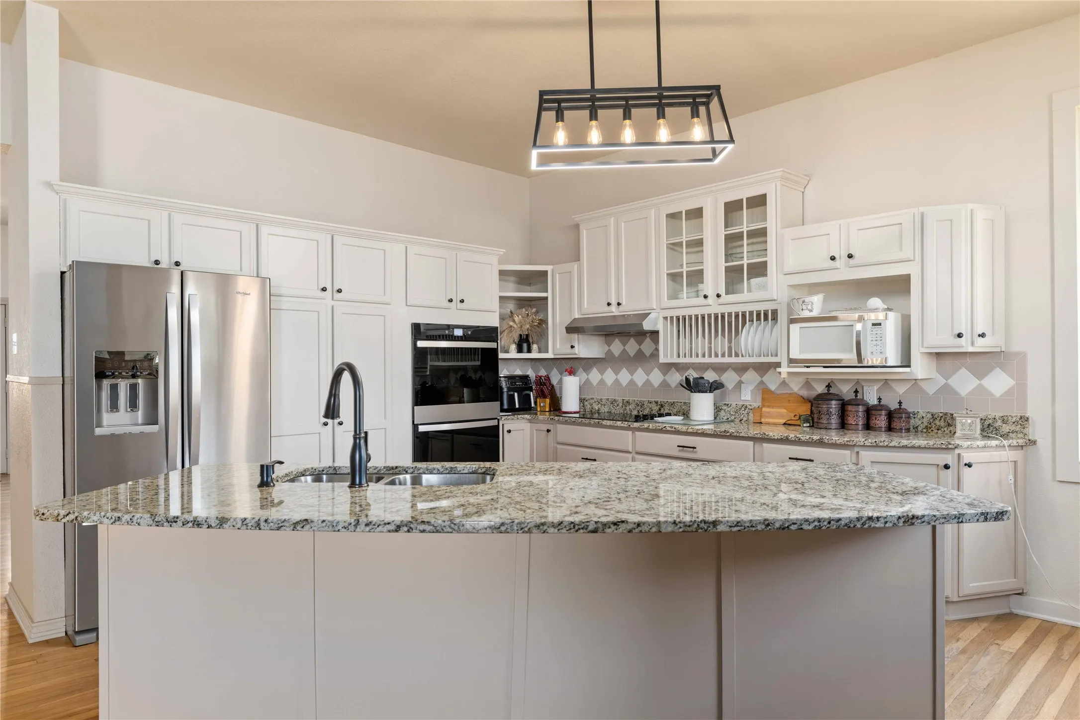 Single Family Residence For Sale in Brown County , 3001 County Road 404, Early, Texas 76802, 6 Bedroom, 4 Bathroom, Garage spaces, 3,410 Sqft, built in 0, mls#21327777, Real Estate Agent in Early, Homes For Sale in Brown county, Homes For Sale in Early, Realtor in Early Texas, Real Estate Brokerage Independent Realty Texas, Luminita Cordes Realtor