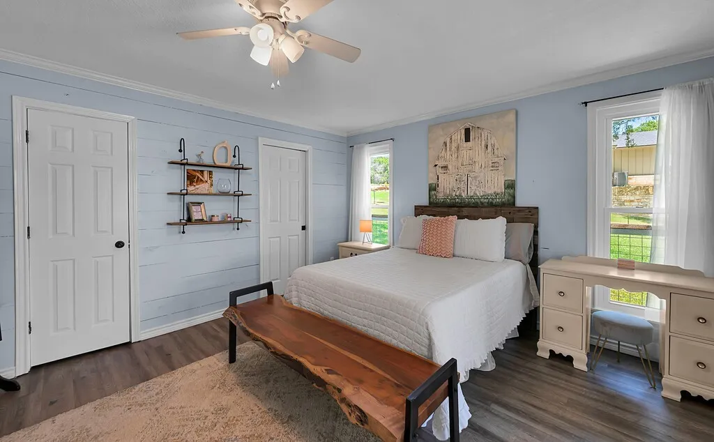 Single Family Residence For Sale in Bosque County , 5819 FM 56, Clifton, Texas 76634, 3 Bedroom, 3 Bathroom, 2 Garage spaces, 2,233 Sqft, built in 1987, mls#21327345, Real Estate Agent in Clifton, Homes For Sale in Bosque county, Homes For Sale in Clifton, Realtor in Clifton Texas, Real Estate Brokerage Independent Realty Texas, Luminita Cordes Realtor