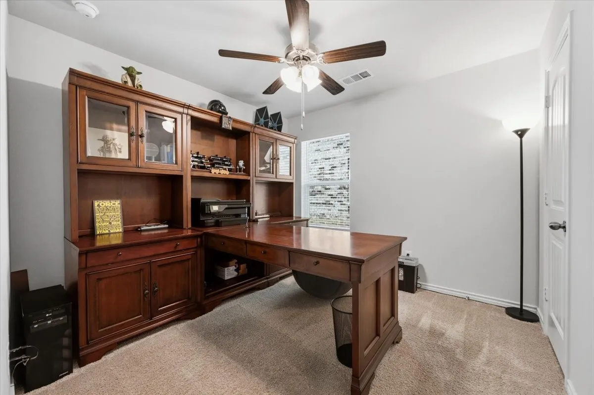 Single Family Residence For Sale in Ellis County , 1709 Mark Lane, Ennis, Texas 75119, 4 Bedroom, 2 Bathroom, 2 Garage spaces, 1,596 Sqft, built in 2021, mls#21327791, Real Estate Agent in Ennis, Homes For Sale in Ellis county, Homes For Sale in Ennis, Realtor in Ennis Texas, Real Estate Brokerage Independent Realty Texas, Luminita Cordes Realtor
