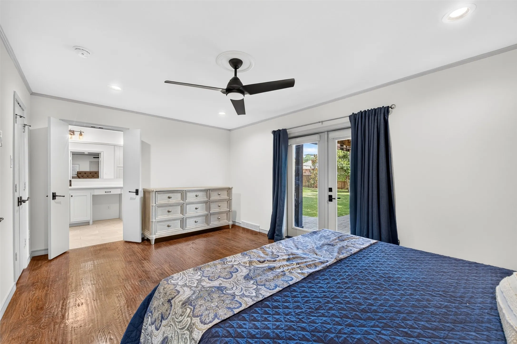 Single Family Residence For Sale in Dallas County , 13834 Tanglewood Drive, Farmers Branch, Texas 75234, 4 Bedroom, 3 Bathroom, 2 Garage spaces, 2,336 Sqft, built in 1960, mls#21327795, Real Estate Agent in Farmers Branch, Homes For Sale in Dallas county, Homes For Sale in Farmers Branch, Realtor in Farmers Branch Texas, Real Estate Brokerage Independent Realty Texas, Luminita Cordes Realtor