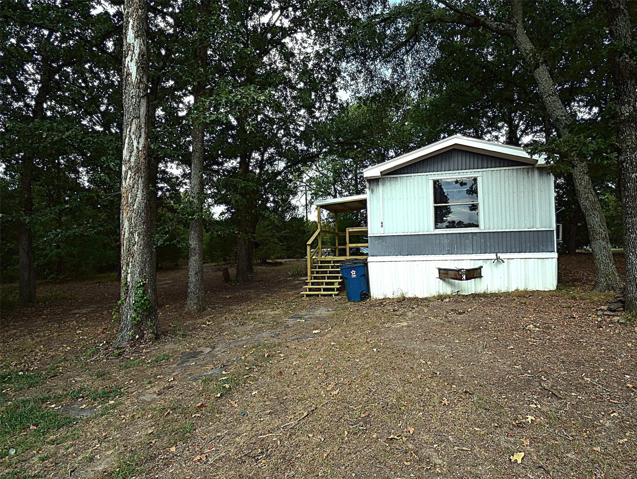Mobile Home For Rent in Henderson County , 6000 Spring Creek 40, Malakoff, Texas 75148, 2 Bedroom, 2 Bathroom, Garage spaces, 870 Sqft, built in 1996, mls#21325015, Real Estate Agent in Malakoff, Homes For Rent in Henderson county, Homes For Rent in Malakoff, Realtor in Malakoff Texas, Real Estate Brokerage Independent Realty Texas, Luminita Cordes Realtor