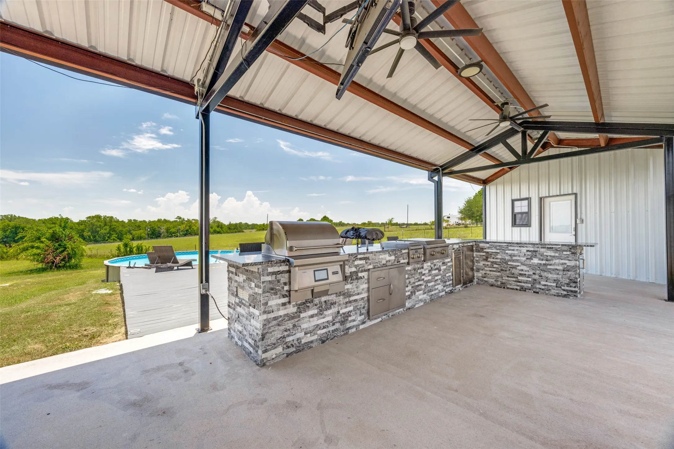 Single Family Residence For Sale in Collin County , 11872 County Road 577, Anna, Texas 75409, 3 Bedrooms, 3 Bathrooms, 6 Garage spaces, 2,573 Sqft, built in 2022, Price $1,500,000, mls#21327479, Real Estate Agent in Anna, Homes For Sale in Collin county, Homes For Sale in Anna, Realtor in Anna Texas, Real Estate Brokerage Independent Realty Texas, Luminita Cordes Realtor