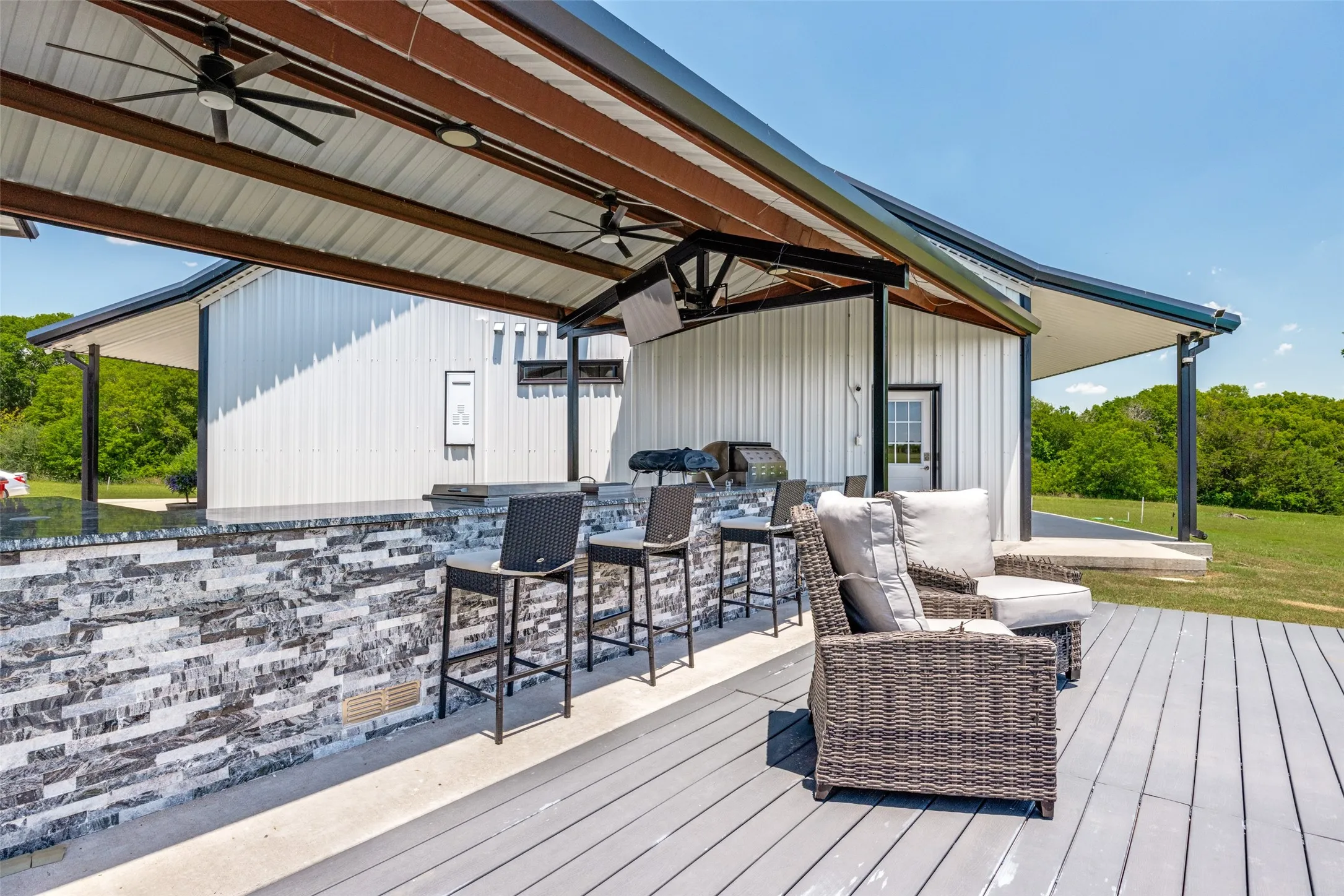 Single Family Residence For Sale in Collin County , 11872 County Road 577, Anna, Texas 75409, 3 Bedrooms, 3 Bathrooms, 6 Garage spaces, 2,573 Sqft, built in 2022, Price $1,500,000, mls#21327479, Real Estate Agent in Anna, Homes For Sale in Collin county, Homes For Sale in Anna, Realtor in Anna Texas, Real Estate Brokerage Independent Realty Texas, Luminita Cordes Realtor