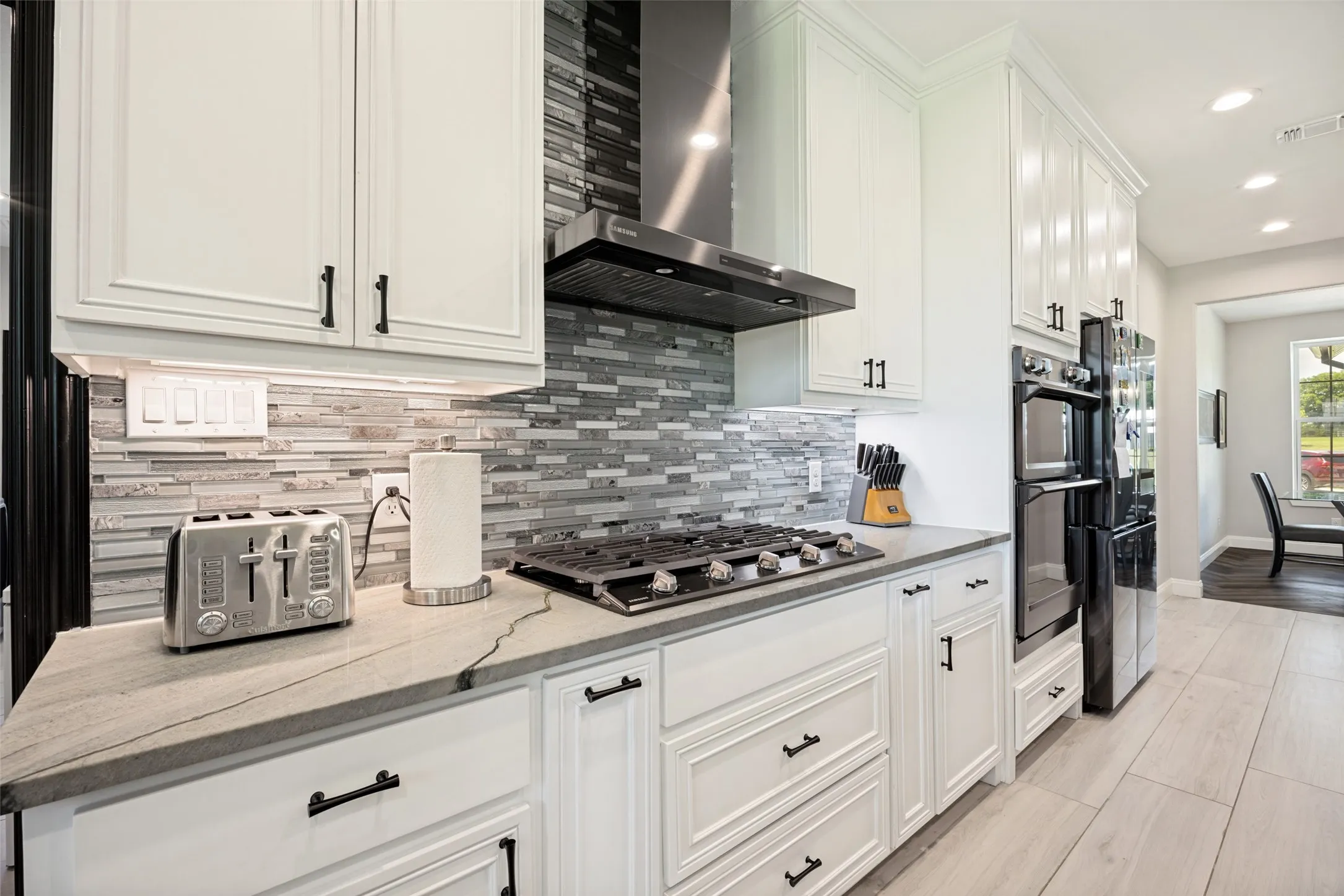 Single Family Residence For Sale in Collin County , 11872 County Road 577, Anna, Texas 75409, 3 Bedrooms, 3 Bathrooms, 6 Garage spaces, 2,573 Sqft, built in 2022, Price $1,500,000, mls#21327479, Real Estate Agent in Anna, Homes For Sale in Collin county, Homes For Sale in Anna, Realtor in Anna Texas, Real Estate Brokerage Independent Realty Texas, Luminita Cordes Realtor