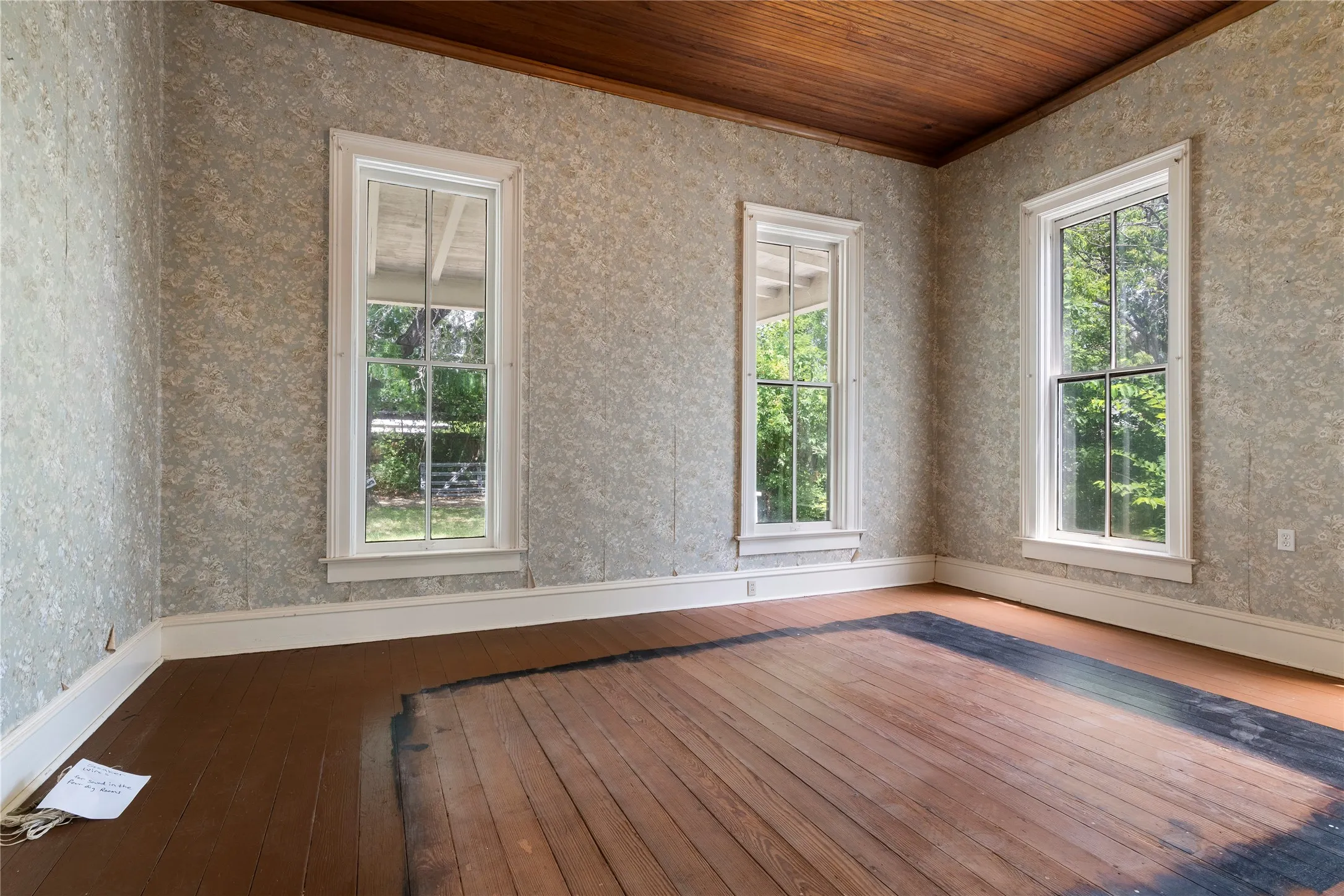 Single Family Residence For Sale in Dallas County , 4611 Kelton Drive, Dallas, Texas 75209, 4 Bedroom, 3 Bathroom, Garage spaces, 3,772 Sqft, built in 1880, mls#21317577, Real Estate Agent in Dallas, Homes For Sale in Dallas county, Homes For Sale in Dallas, Realtor in Dallas Texas, Real Estate Brokerage Independent Realty Texas, Luminita Cordes Realtor