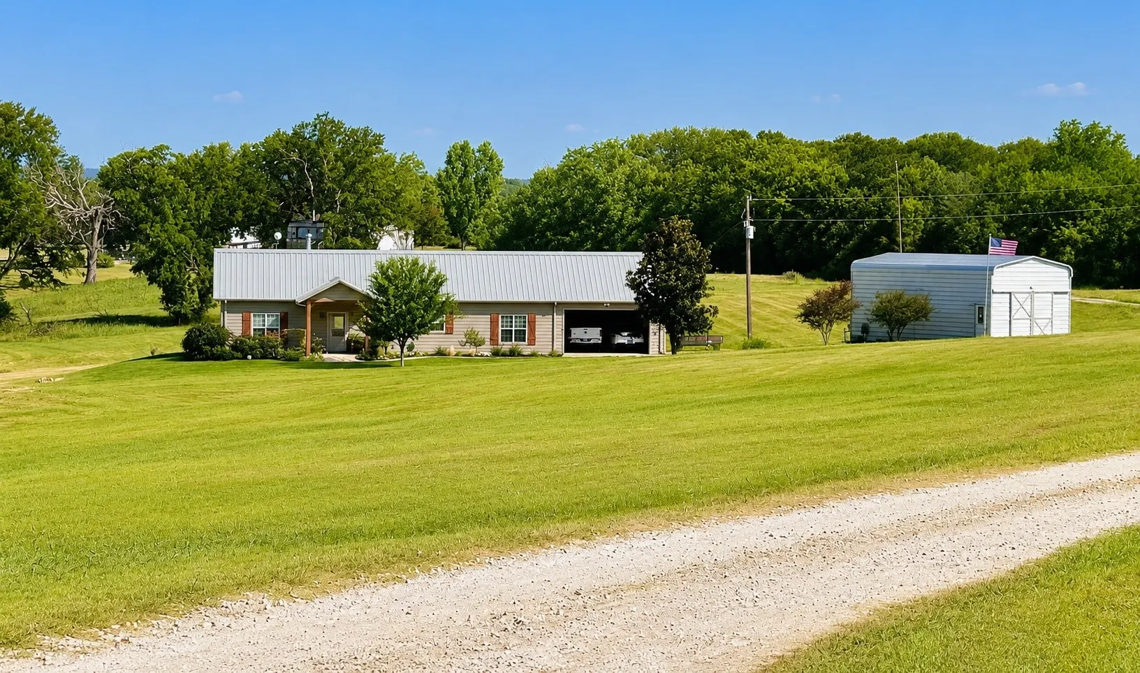 Single Family Residence For Sale in Van Zandt County , 13598 Fm 47, Wills Point, Texas 75169, 3 Bedroom, 2 Bathroom, 2 Garage spaces, 1,860 Sqft, built in 2016, mls#21326845, Real Estate Agent in Wills Point, Homes For Sale in Van Zandt county, Homes For Sale in Wills Point, Realtor in Wills Point Texas, Real Estate Brokerage Independent Realty Texas, Luminita Cordes Realtor