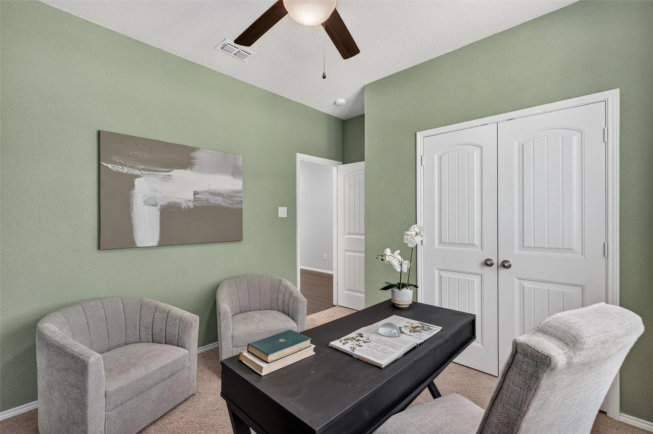 Single Family Residence For Sale in Denton County , 5709 Del Rey Drive, Denton, Texas 76208, 3 Bedroom, 2 Bathroom, 2 Garage spaces, 1,799 Sqft, built in 2017, mls#21303858, Real Estate Agent in Denton, Homes For Sale in Denton county, Homes For Sale in Denton, Realtor in Denton Texas, Real Estate Brokerage Independent Realty Texas, Luminita Cordes Realtor