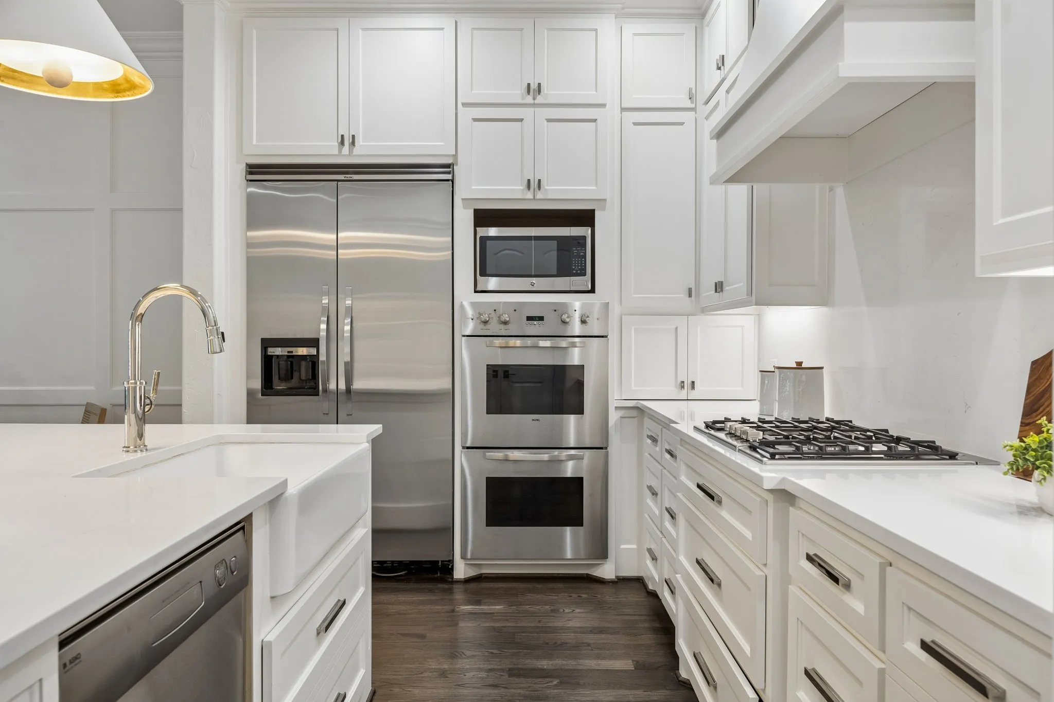 Condominium For Sale in Dallas County , 4152 Emerson Avenue A, University Park, Texas 75205, 3 Bedroom, 3 Bathroom, 2 Garage spaces, 2,575 Sqft, built in 2006, mls#21326317, Real Estate Agent in University Park, Homes For Sale in Dallas county, Homes For Sale in University Park, Realtor in University Park Texas, Real Estate Brokerage Independent Realty Texas, Luminita Cordes Realtor