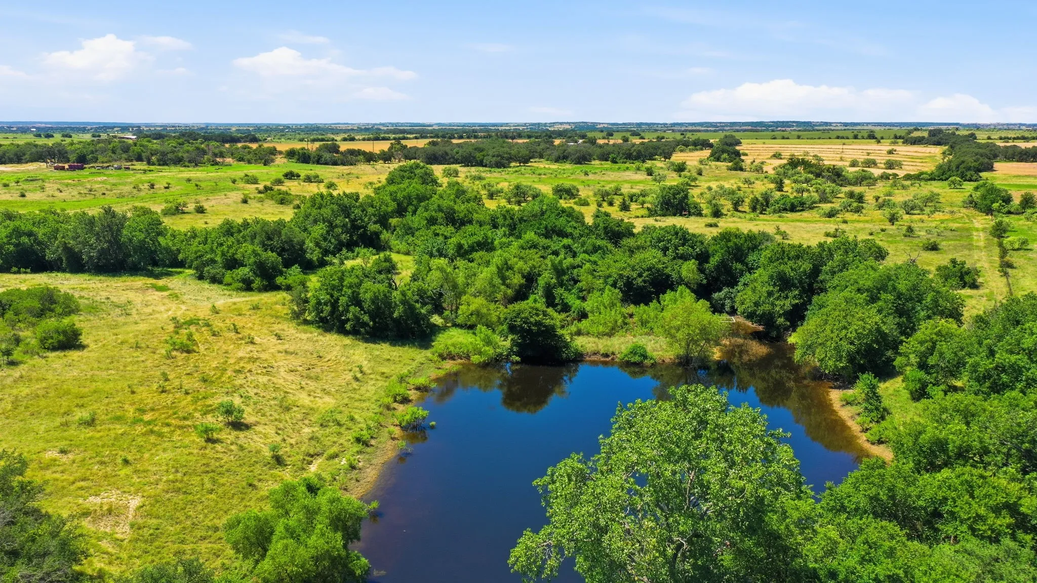 Farm For Sale in Hamilton County , 2975 N Fm 1702, Hamilton, Texas 76531, 5 Bedroom, 3 Bathroom, Garage spaces, 2,744 Sqft, built in 2010, mls#21327344, Real Estate Agent in Hamilton, Homes For Sale in Hamilton county, Homes For Sale in Hamilton, Realtor in Hamilton Texas, Real Estate Brokerage Independent Realty Texas, Luminita Cordes Realtor