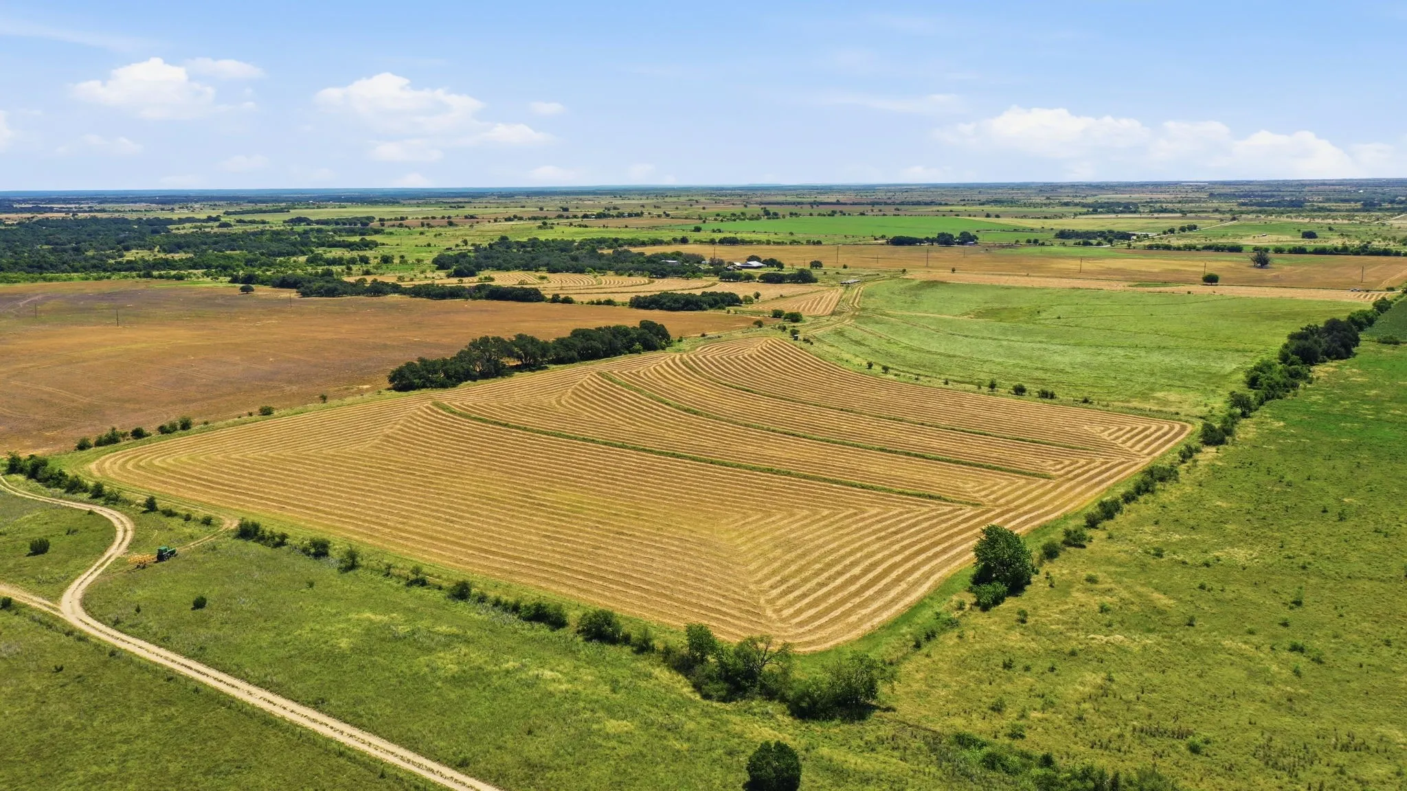 Farm For Sale in Hamilton County , 2975 N Fm 1702, Hamilton, Texas 76531, 5 Bedroom, 3 Bathroom, Garage spaces, 2,744 Sqft, built in 2010, mls#21327344, Real Estate Agent in Hamilton, Homes For Sale in Hamilton county, Homes For Sale in Hamilton, Realtor in Hamilton Texas, Real Estate Brokerage Independent Realty Texas, Luminita Cordes Realtor