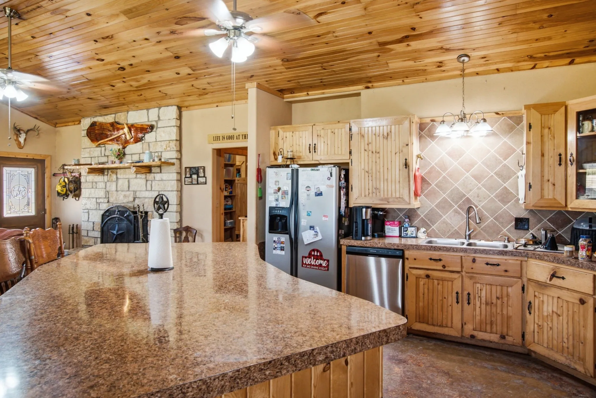 Farm For Sale in Hamilton County , 2975 N Fm 1702, Hamilton, Texas 76531, 5 Bedroom, 3 Bathroom, Garage spaces, 2,744 Sqft, built in 2010, mls#21327344, Real Estate Agent in Hamilton, Homes For Sale in Hamilton county, Homes For Sale in Hamilton, Realtor in Hamilton Texas, Real Estate Brokerage Independent Realty Texas, Luminita Cordes Realtor