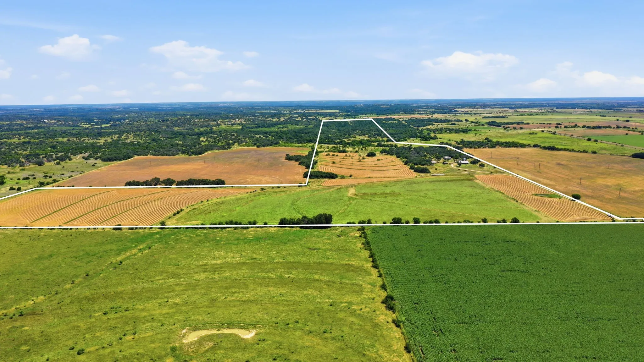 Farm For Sale in Hamilton County , 2975 N Fm 1702, Hamilton, Texas 76531, 5 Bedroom, 3 Bathroom, Garage spaces, 2,744 Sqft, built in 2010, mls#21327344, Real Estate Agent in Hamilton, Homes For Sale in Hamilton county, Homes For Sale in Hamilton, Realtor in Hamilton Texas, Real Estate Brokerage Independent Realty Texas, Luminita Cordes Realtor