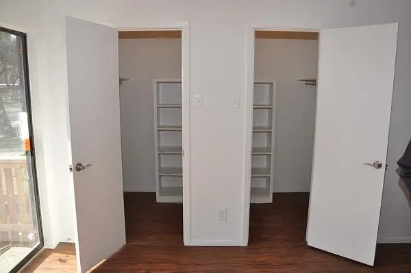 Condominium For Rent in Dallas County , 5909 Birchbrook Drive 123, Dallas, Texas 75206, 2 Bedroom, 2 Bathroom, Garage spaces, 1,124 Sqft, built in 1970, mls#21327828, Real Estate Agent in Dallas, Homes For Rent in Dallas county, Homes For Rent in Dallas, Realtor in Dallas Texas, Real Estate Brokerage Independent Realty Texas, Luminita Cordes Realtor