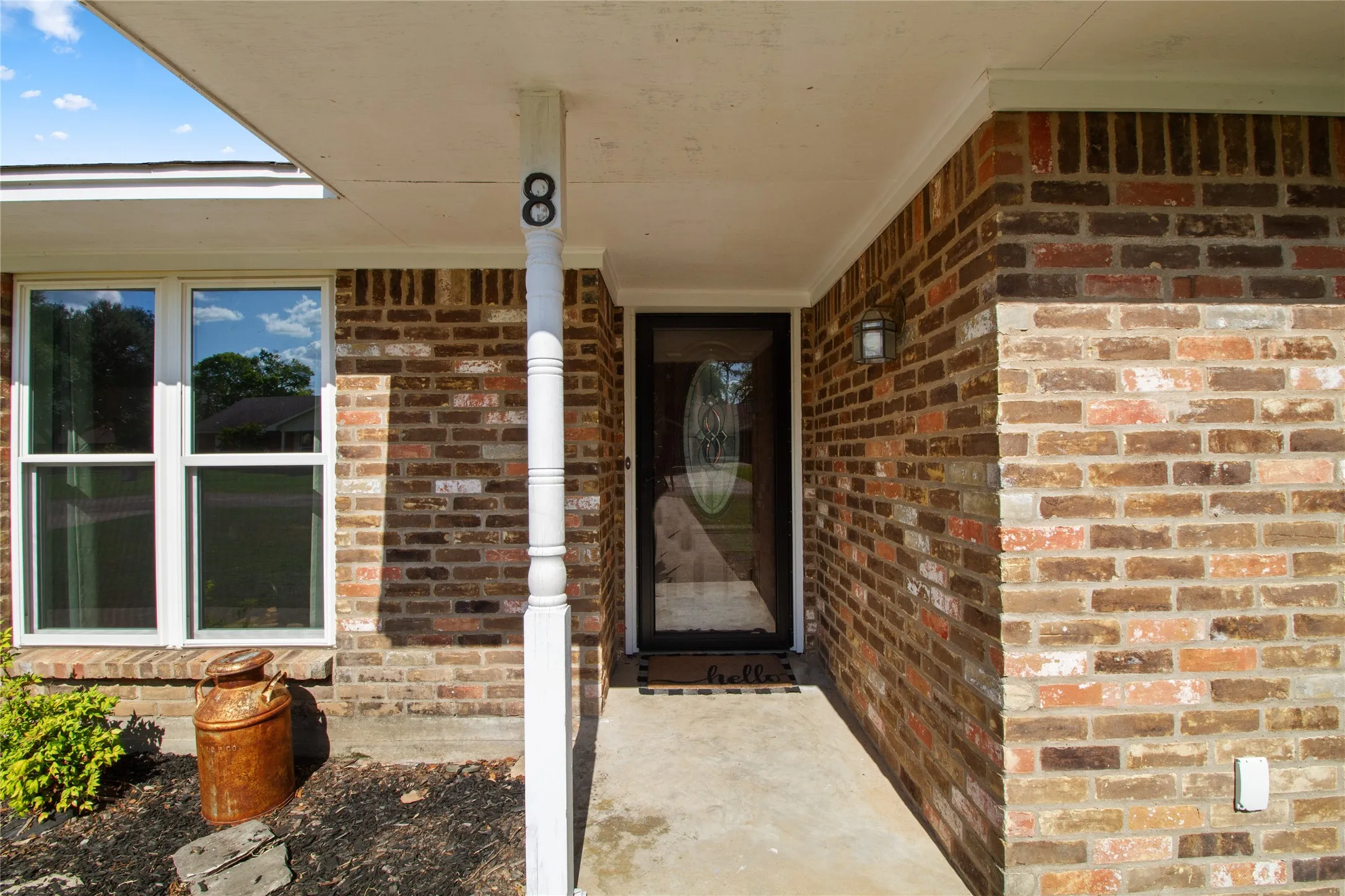 Single Family Residence For Sale in Freestone County , 8 Circle Drive, Teague, Texas 75860, 3 Bedroom, 2 Bathroom, 2 Garage spaces, 1,819 Sqft, built in 1979, mls#21327612, Real Estate Agent in Teague, Homes For Sale in Freestone county, Homes For Sale in Teague, Realtor in Teague Texas, Real Estate Brokerage Independent Realty Texas, Luminita Cordes Realtor