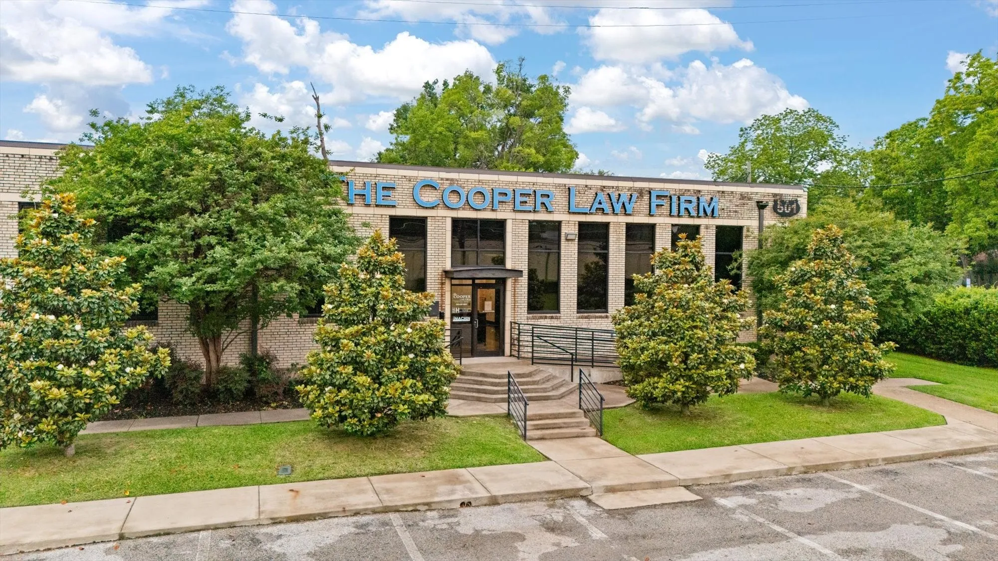 Office For Sale in Gregg County , 501 N Third Street, Longview, Texas 75602, 0, 0, Garage spaces, 0 Sqft, built in 1930, mls#21327833, Real Estate Agent in Longview, Homes For Sale in Gregg county, Homes For Sale in Longview, Realtor in Longview Texas, Real Estate Brokerage Independent Realty Texas, Luminita Cordes Realtor