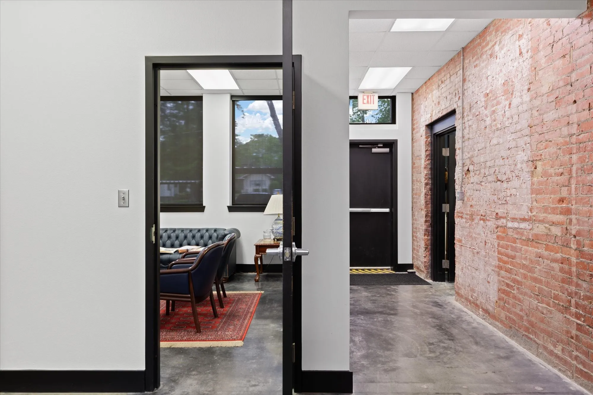 Office For Sale in Gregg County , 501 N Third Street, Longview, Texas 75602, 0, 0, Garage spaces, 0 Sqft, built in 1930, mls#21327833, Real Estate Agent in Longview, Homes For Sale in Gregg county, Homes For Sale in Longview, Realtor in Longview Texas, Real Estate Brokerage Independent Realty Texas, Luminita Cordes Realtor