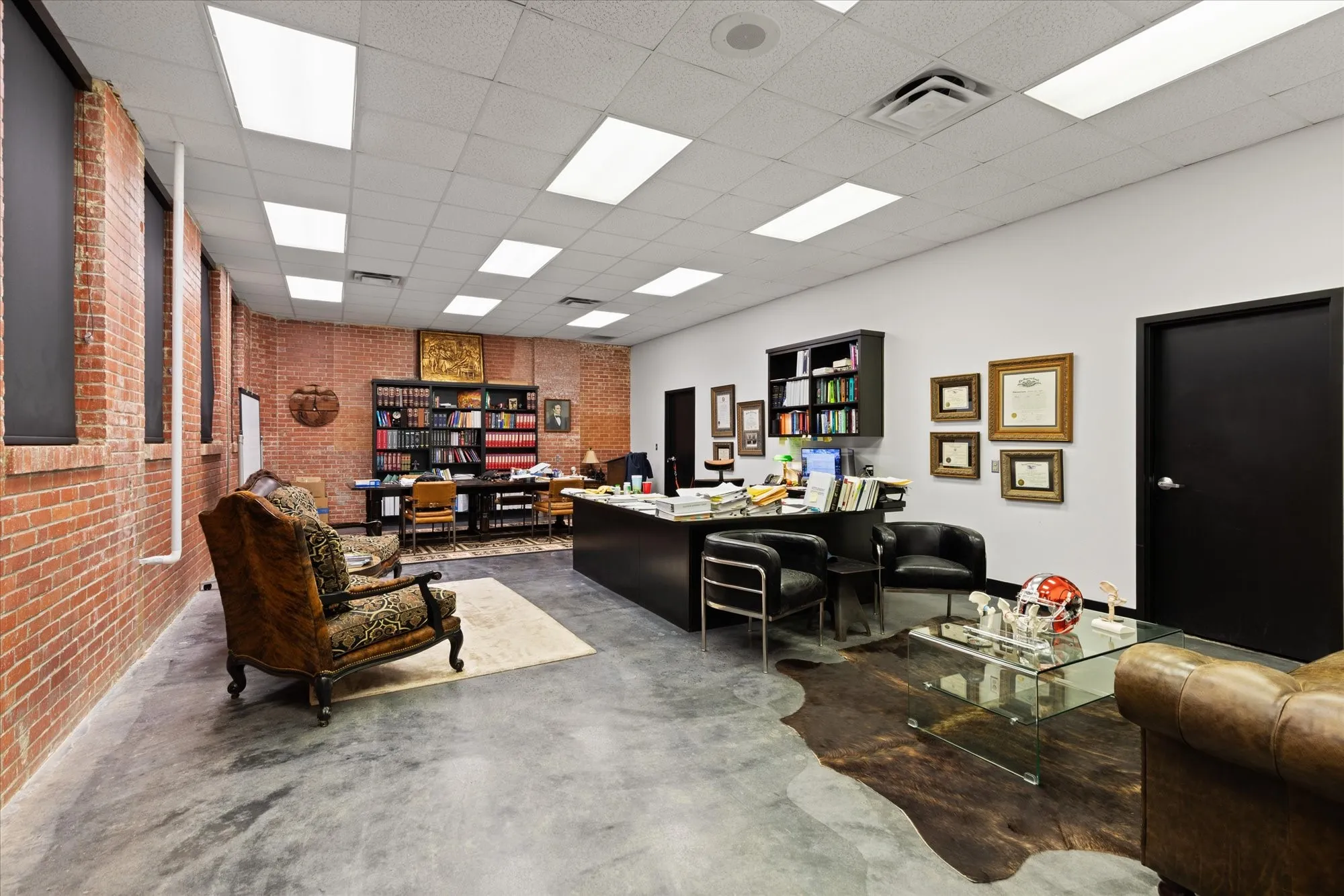 Office For Sale in Gregg County , 501 N Third Street, Longview, Texas 75602, 0, 0, Garage spaces, 0 Sqft, built in 1930, mls#21327833, Real Estate Agent in Longview, Homes For Sale in Gregg county, Homes For Sale in Longview, Realtor in Longview Texas, Real Estate Brokerage Independent Realty Texas, Luminita Cordes Realtor