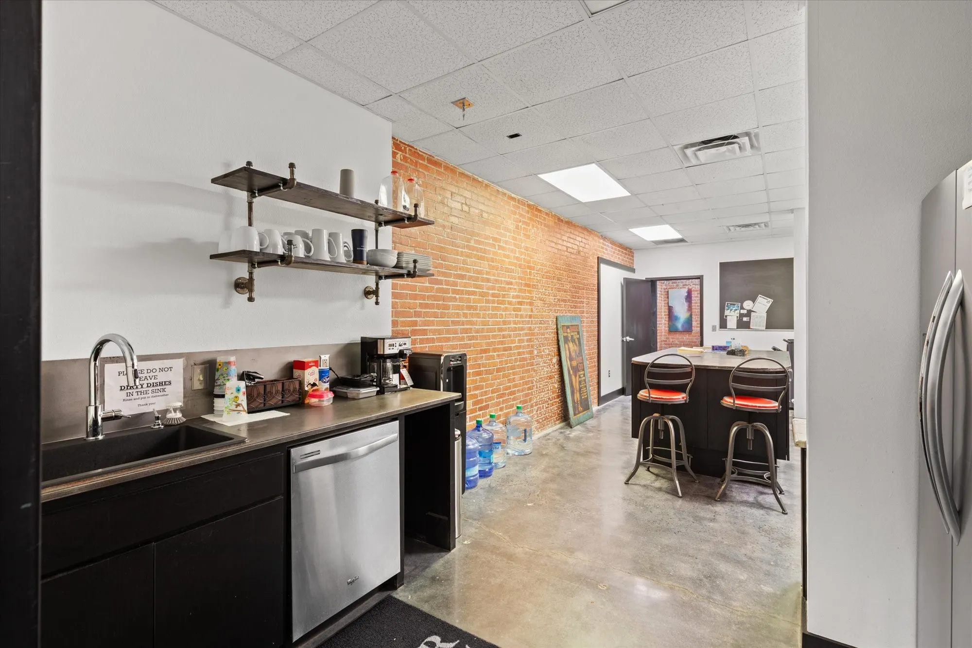 Office For Sale in Gregg County , 501 N Third Street, Longview, Texas 75602, 0, 0, Garage spaces, 0 Sqft, built in 1930, mls#21327833, Real Estate Agent in Longview, Homes For Sale in Gregg county, Homes For Sale in Longview, Realtor in Longview Texas, Real Estate Brokerage Independent Realty Texas, Luminita Cordes Realtor