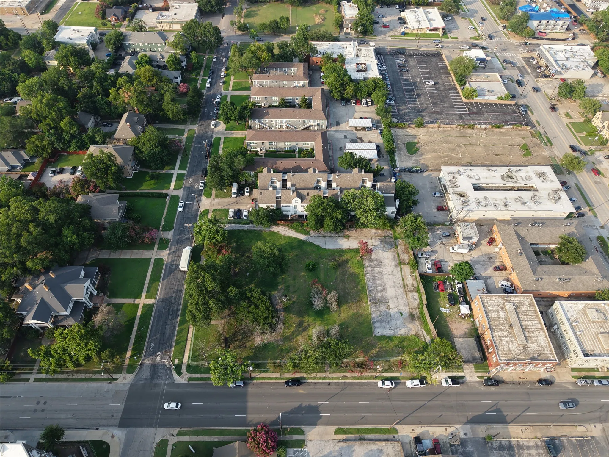 Improved Land For Sale in Dallas County , 1000 N Peak Street, Dallas, Texas 75204, 0, 0, Garage spaces, 0 Sqft, built in 0, mls#21326065, Real Estate Agent in Dallas, Homes For Sale in Dallas county, Homes For Sale in Dallas, Realtor in Dallas Texas, Real Estate Brokerage Independent Realty Texas, Luminita Cordes Realtor