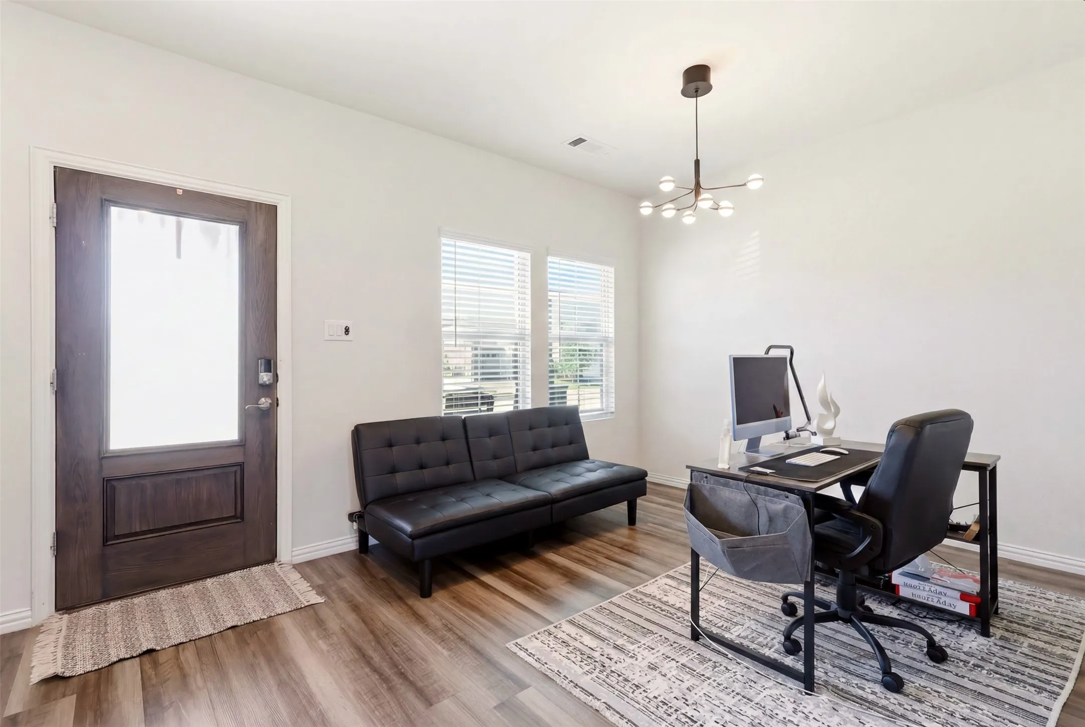 Single Family Residence For Sale in Tarrant County , 10529 Smiths Bend Road, Fort Worth, Texas 76126, 3 Bedroom, 3 Bathroom, 2 Garage spaces, 2,128 Sqft, built in 2021, mls#21326544, Real Estate Agent in Fort Worth, Homes For Sale in Tarrant county, Homes For Sale in Fort Worth, Realtor in Fort Worth Texas, Real Estate Brokerage Independent Realty Texas, Luminita Cordes Realtor