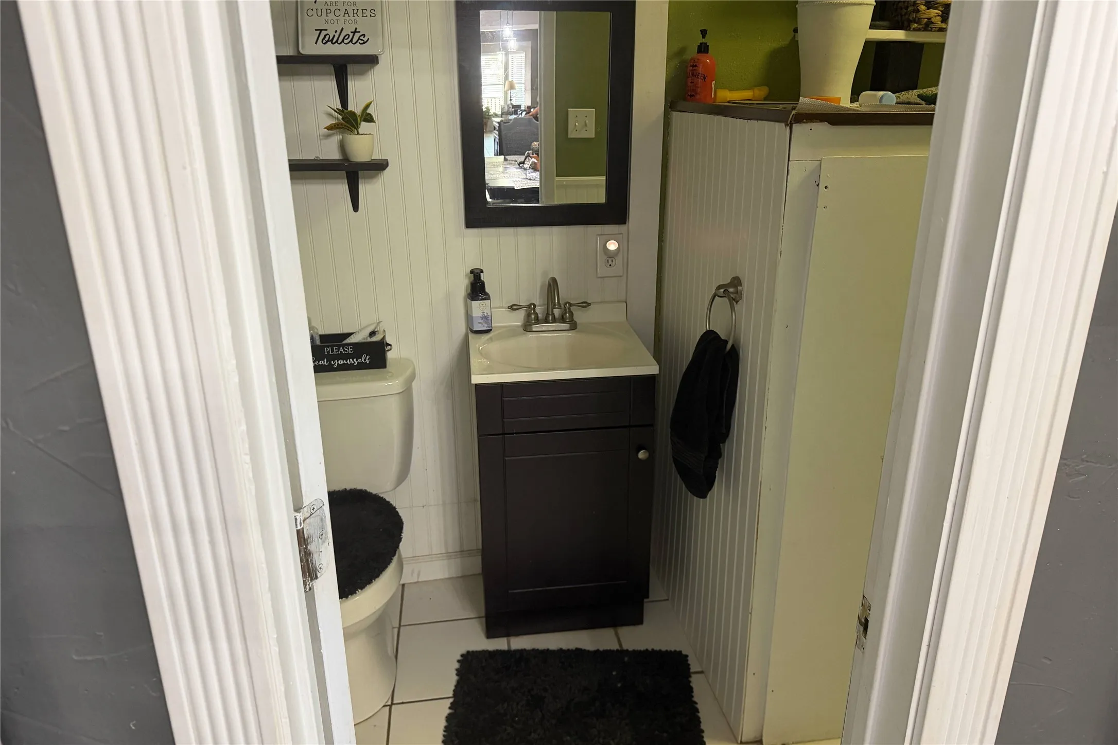 Single Family Residence For Sale in Cottle County , 908 15th Street, Paducah, Texas 79248, 3 Bedroom, 3 Bathroom, Garage spaces, 2,024 Sqft, built in 1960, mls#21327863, Real Estate Agent in Paducah, Homes For Sale in Cottle county, Homes For Sale in Paducah, Realtor in Paducah Texas, Real Estate Brokerage Independent Realty Texas, Luminita Cordes Realtor