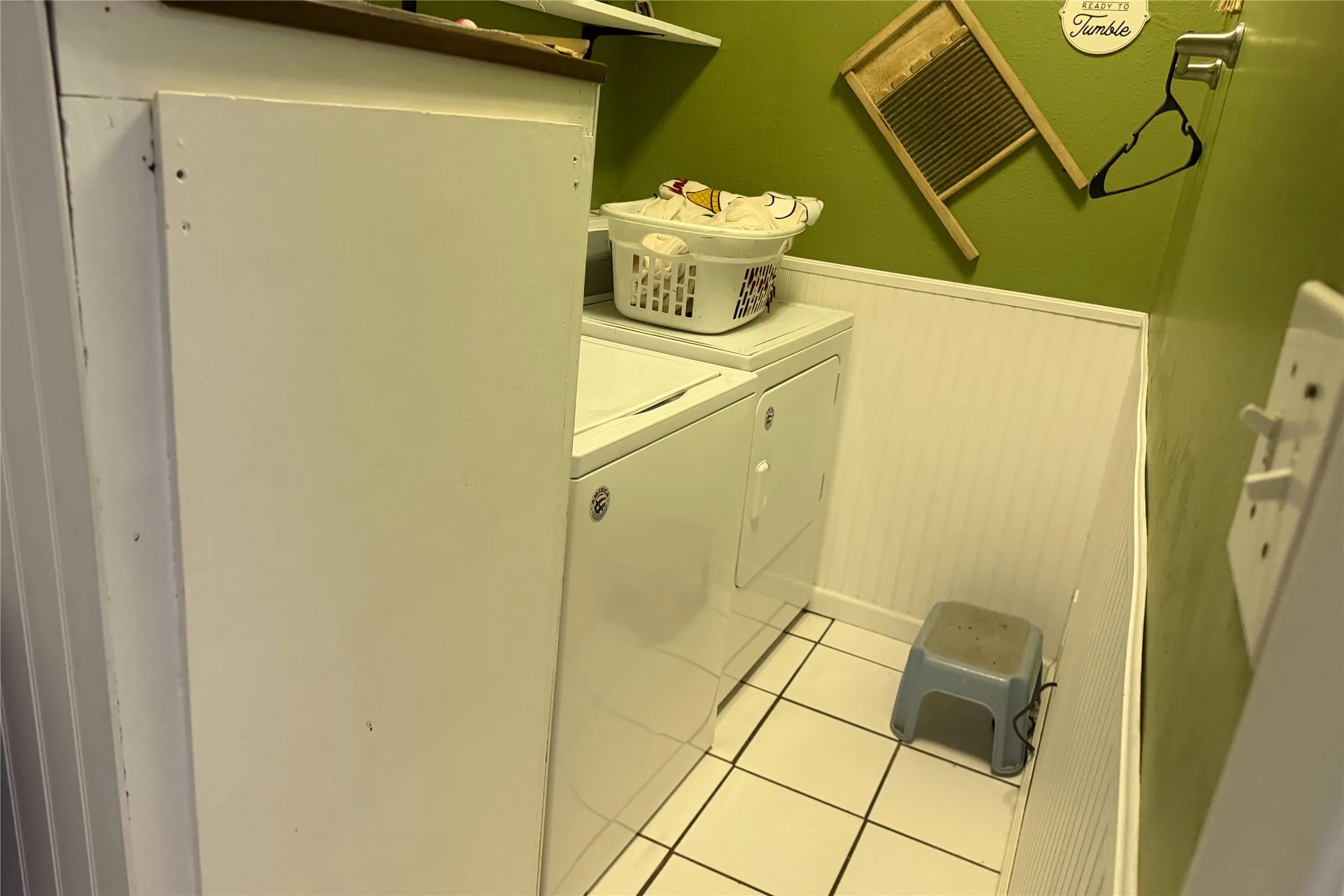 Single Family Residence For Sale in Cottle County , 908 15th Street, Paducah, Texas 79248, 3 Bedroom, 3 Bathroom, Garage spaces, 2,024 Sqft, built in 1960, mls#21327863, Real Estate Agent in Paducah, Homes For Sale in Cottle county, Homes For Sale in Paducah, Realtor in Paducah Texas, Real Estate Brokerage Independent Realty Texas, Luminita Cordes Realtor