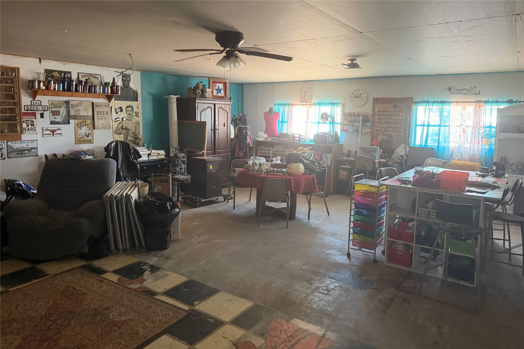 Single Family Residence For Sale in Cottle County , 908 15th Street, Paducah, Texas 79248, 3 Bedroom, 3 Bathroom, Garage spaces, 2,024 Sqft, built in 1960, mls#21327863, Real Estate Agent in Paducah, Homes For Sale in Cottle county, Homes For Sale in Paducah, Realtor in Paducah Texas, Real Estate Brokerage Independent Realty Texas, Luminita Cordes Realtor
