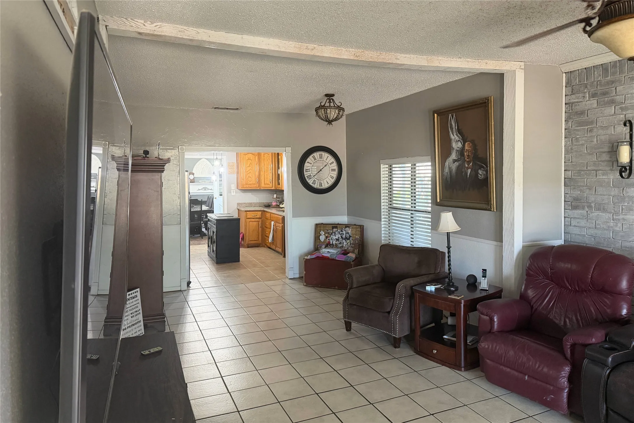 Single Family Residence For Sale in Cottle County , 908 15th Street, Paducah, Texas 79248, 3 Bedroom, 3 Bathroom, Garage spaces, 2,024 Sqft, built in 1960, mls#21327863, Real Estate Agent in Paducah, Homes For Sale in Cottle county, Homes For Sale in Paducah, Realtor in Paducah Texas, Real Estate Brokerage Independent Realty Texas, Luminita Cordes Realtor