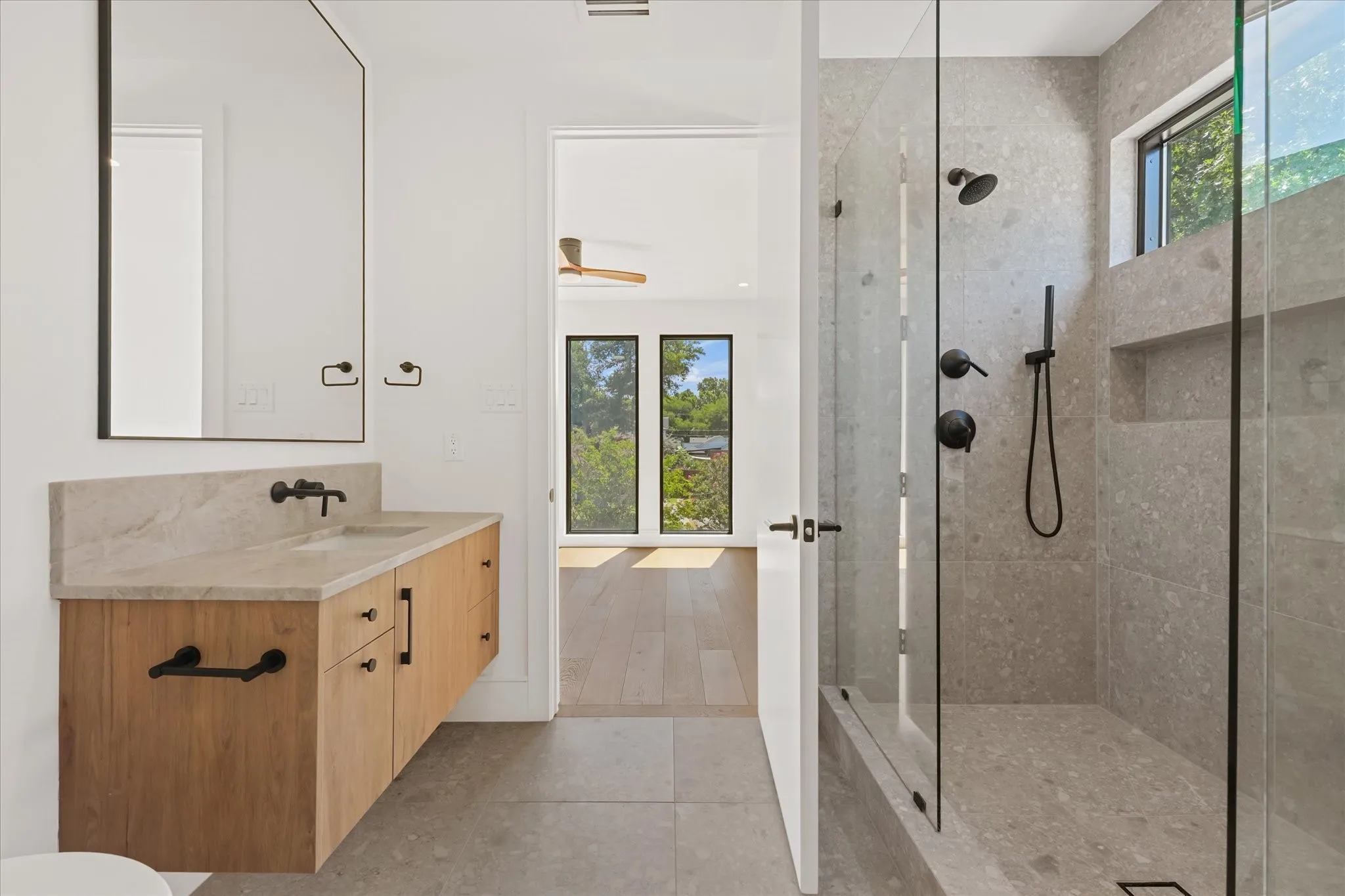 En suite