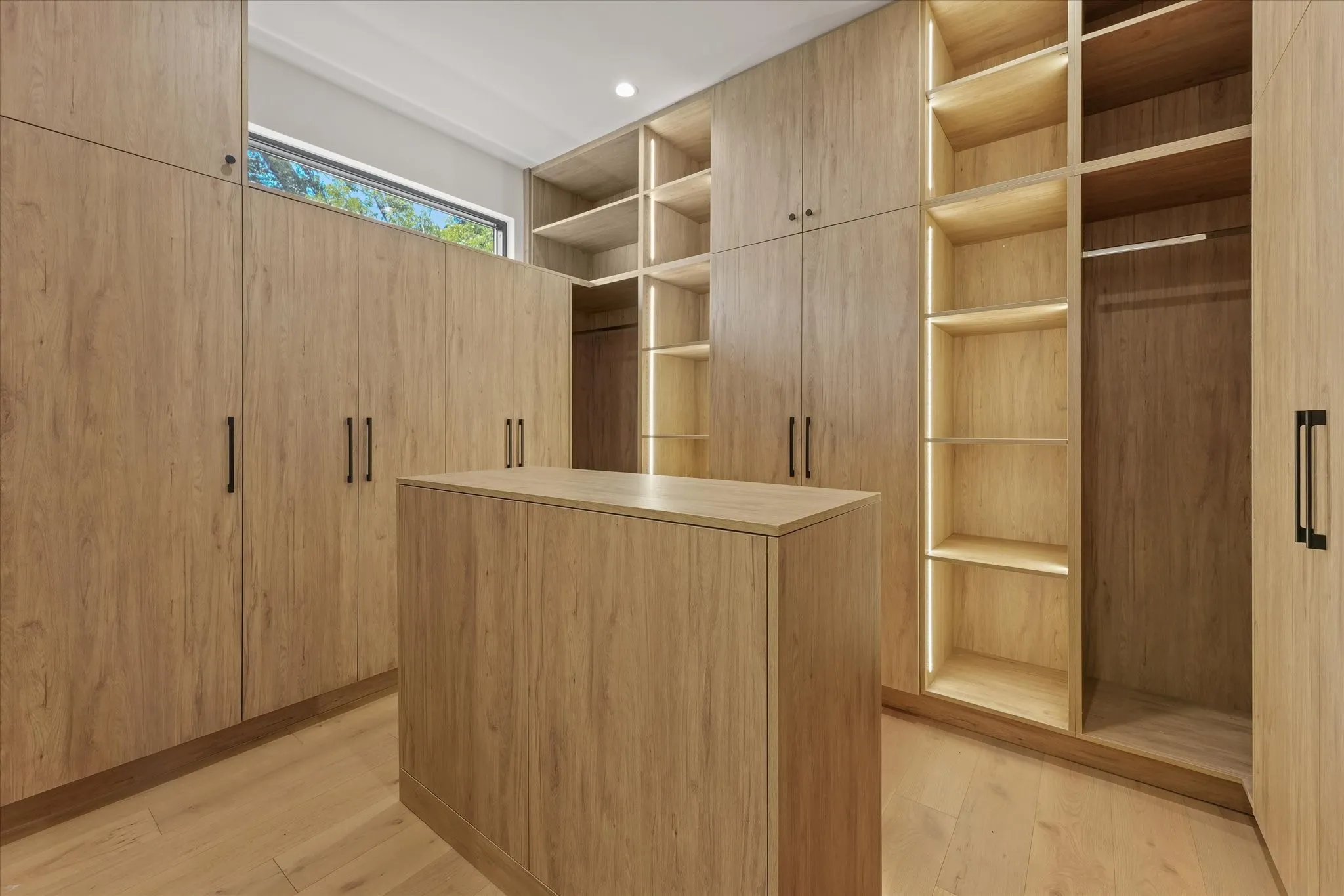 Spacious California Closet