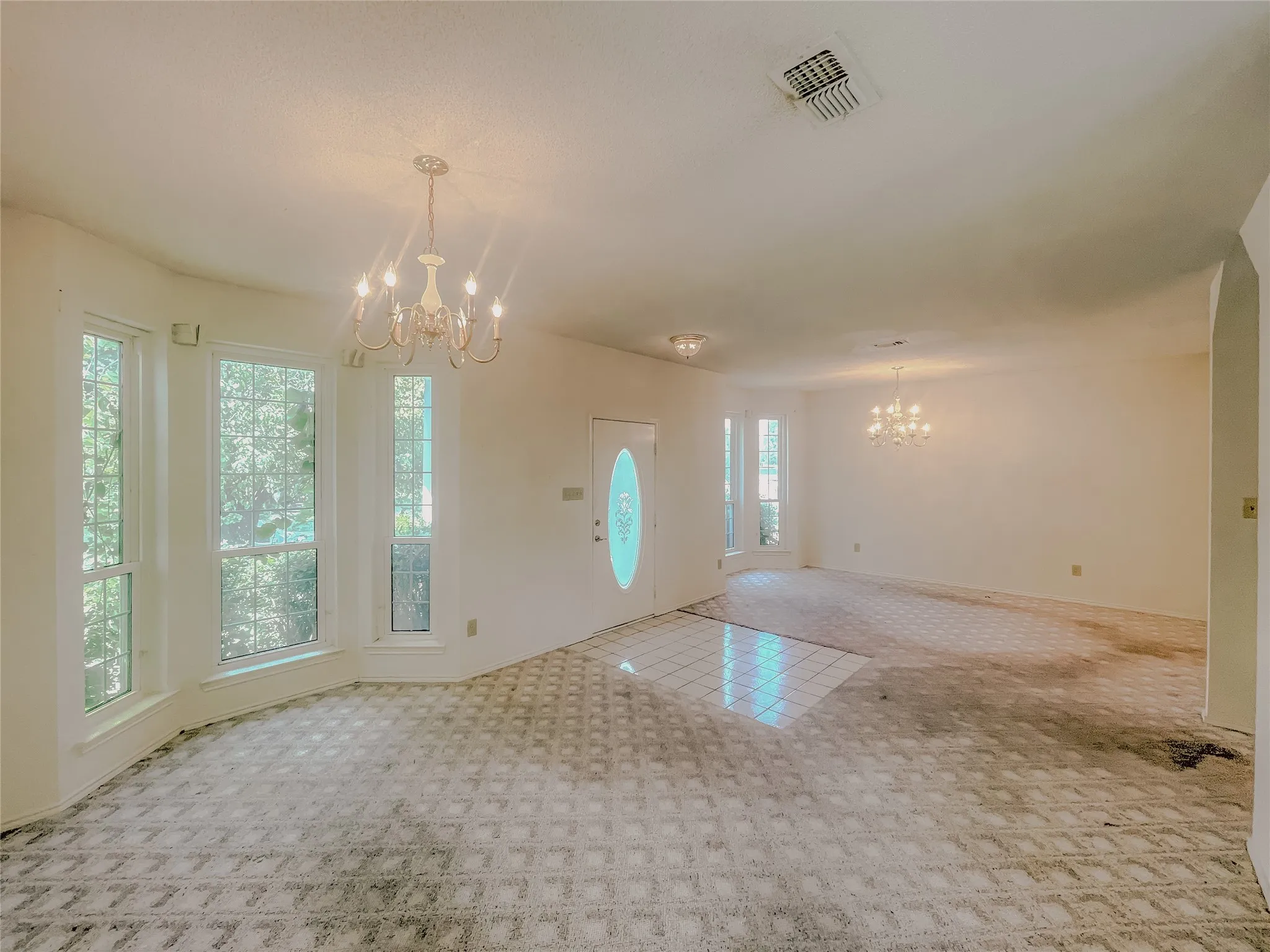 Single Family Residence For Sale in Tarrant County , 1312 Rio Grande Drive, Benbrook, Texas 76126, 4 Bedroom, 3 Bathroom, 2 Garage spaces, 3,055 Sqft, built in 1990, mls#21327218, Real Estate Agent in Benbrook, Homes For Sale in Tarrant county, Homes For Sale in Benbrook, Realtor in Benbrook Texas, Real Estate Brokerage Independent Realty Texas, Luminita Cordes Realtor