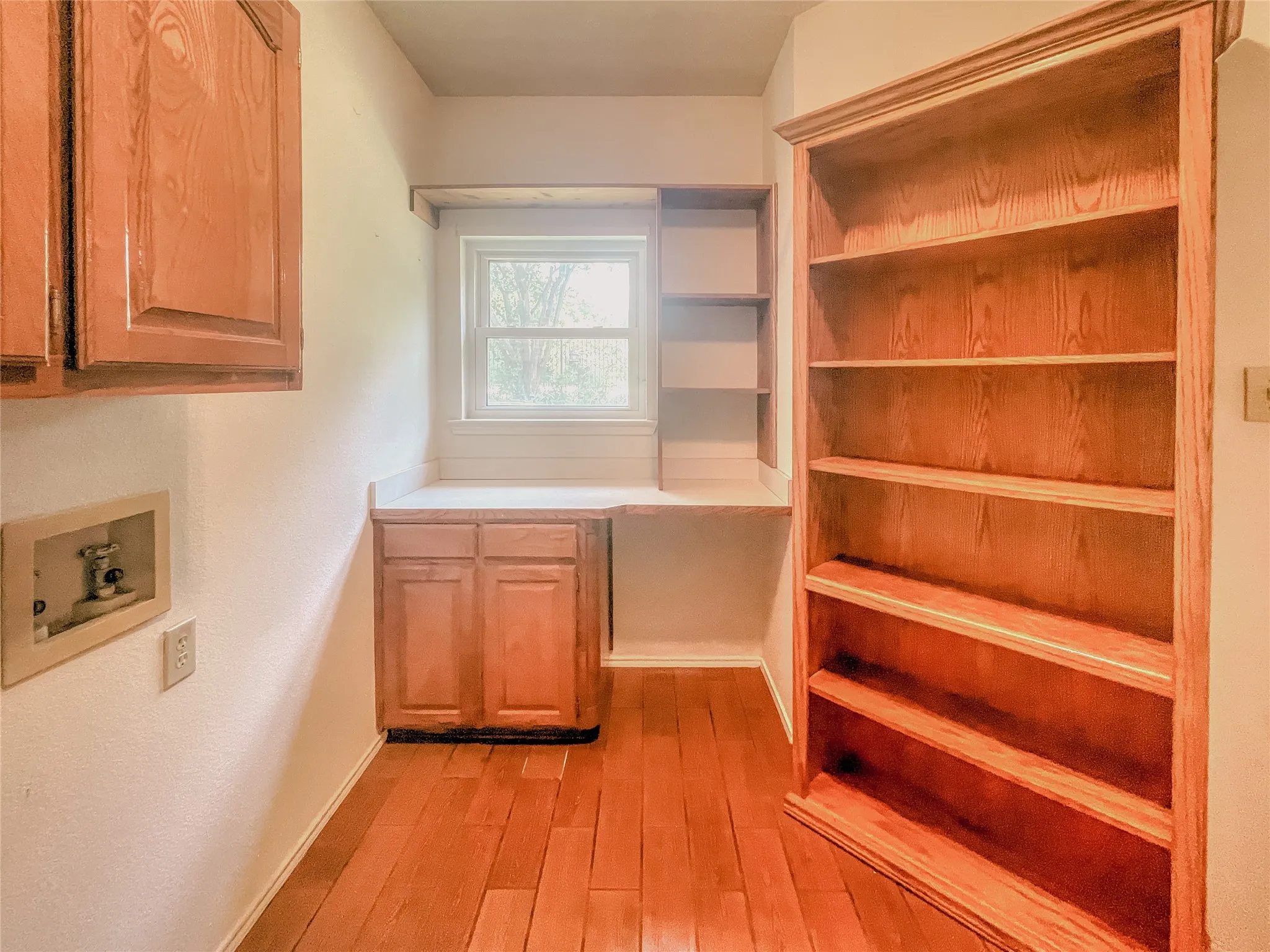 Single Family Residence For Sale in Tarrant County , 1312 Rio Grande Drive, Benbrook, Texas 76126, 4 Bedroom, 3 Bathroom, 2 Garage spaces, 3,055 Sqft, built in 1990, mls#21327218, Real Estate Agent in Benbrook, Homes For Sale in Tarrant county, Homes For Sale in Benbrook, Realtor in Benbrook Texas, Real Estate Brokerage Independent Realty Texas, Luminita Cordes Realtor