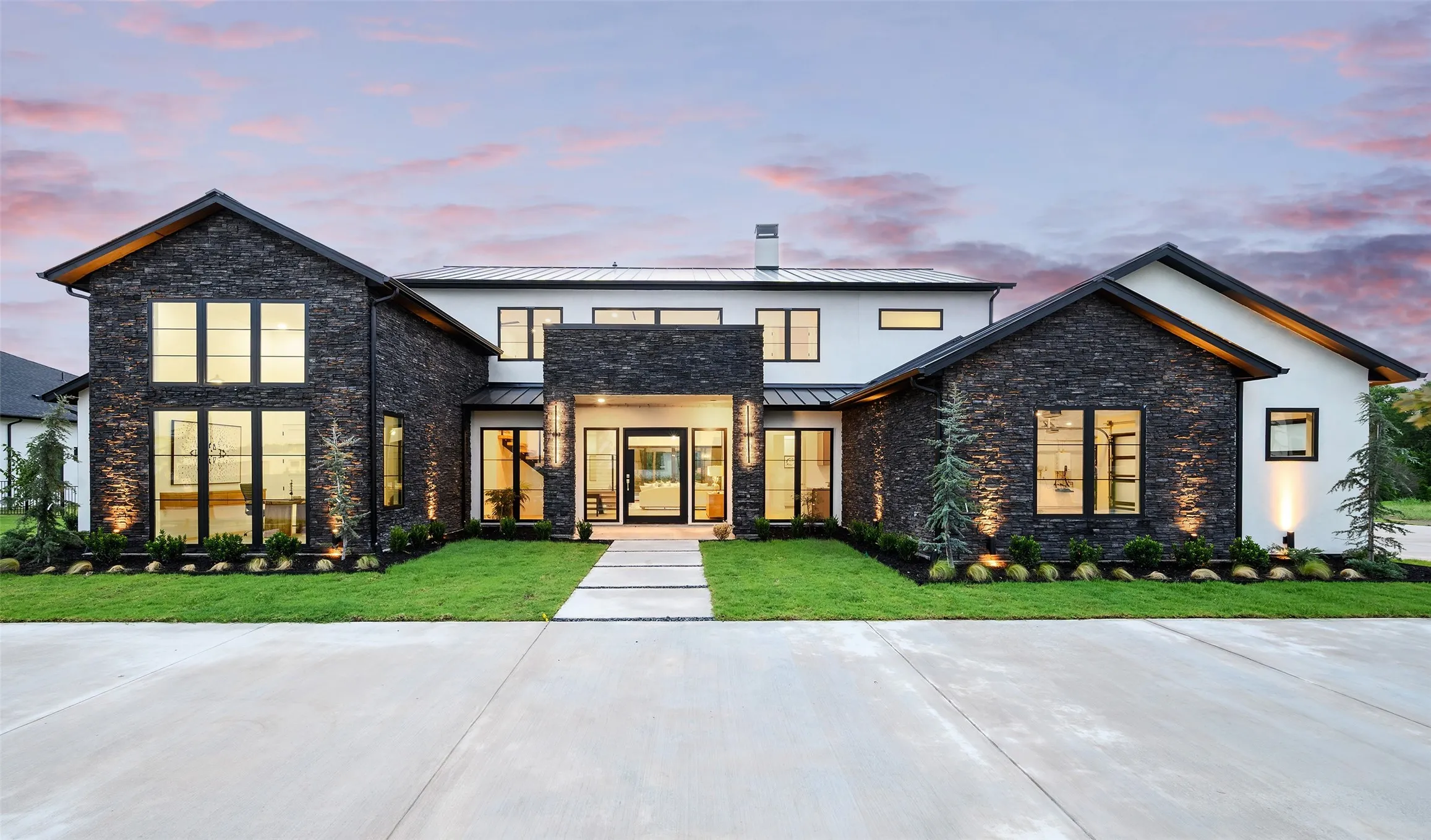 Single Family Residence For Sale in Rockwall County , 327 Longview Place, Heath, Texas 75032, 5 Bedroom, 7 Bathroom, 4 Garage spaces, 5,250 Sqft, built in 2026, mls#21319472, Real Estate Agent in Heath, Homes For Sale in Rockwall county, Homes For Sale in Heath, Realtor in Heath Texas, Real Estate Brokerage Independent Realty Texas, Luminita Cordes Realtor