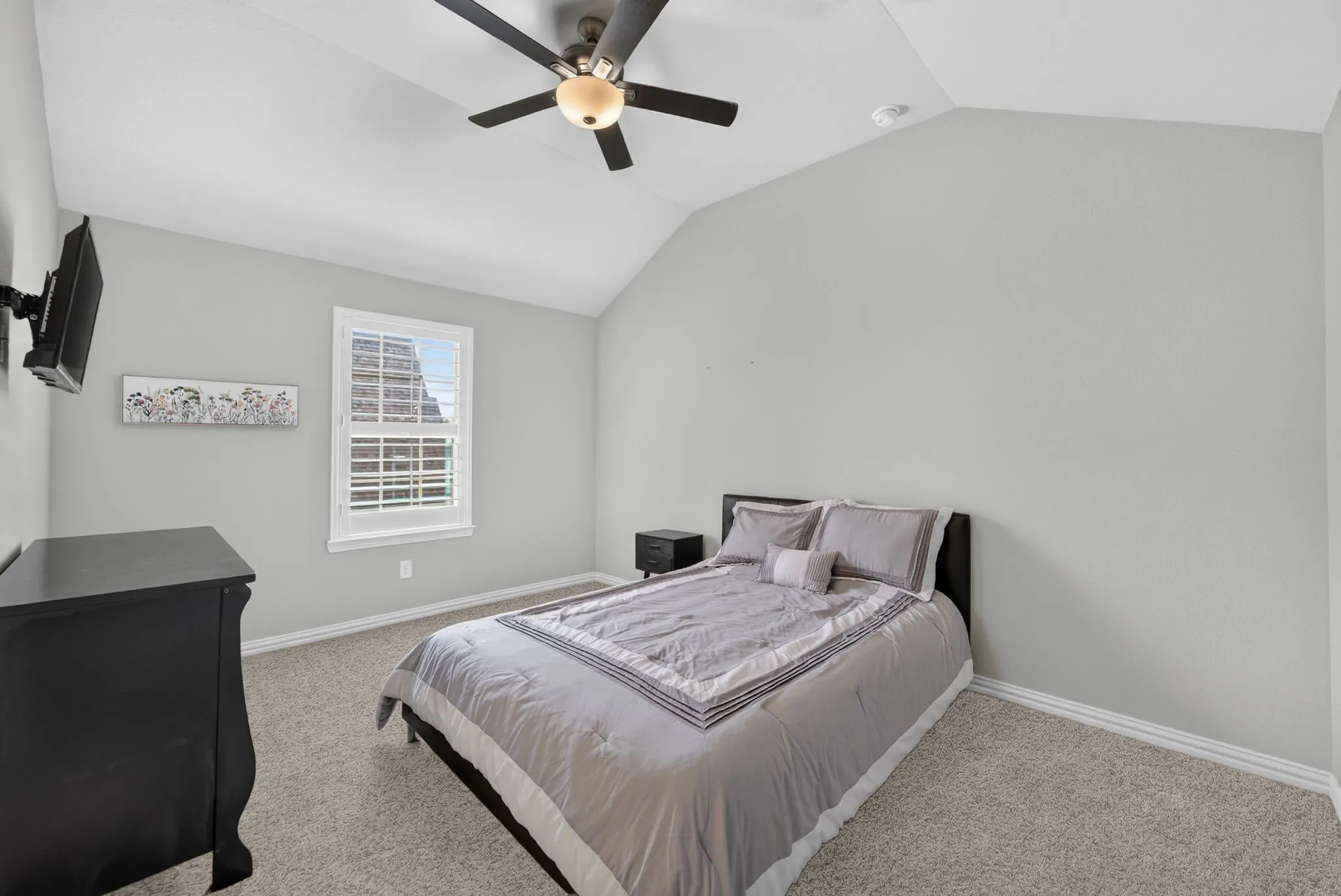 Single Family Residence For Sale in Denton County , 1823 Passion Flower Road, Frisco, Texas 75033, 5 Bedroom, 7 Bathroom, 3 Garage spaces, 4,465 Sqft, built in 2017, mls#21325693, Real Estate Agent in Frisco, Homes For Sale in Denton county, Homes For Sale in Frisco, Realtor in Frisco Texas, Real Estate Brokerage Independent Realty Texas, Luminita Cordes Realtor