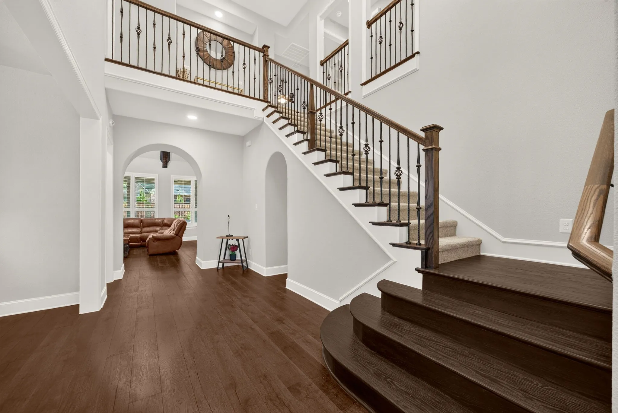 Single Family Residence For Sale in Denton County , 1823 Passion Flower Road, Frisco, Texas 75033, 5 Bedroom, 7 Bathroom, 3 Garage spaces, 4,465 Sqft, built in 2017, mls#21325693, Real Estate Agent in Frisco, Homes For Sale in Denton county, Homes For Sale in Frisco, Realtor in Frisco Texas, Real Estate Brokerage Independent Realty Texas, Luminita Cordes Realtor
