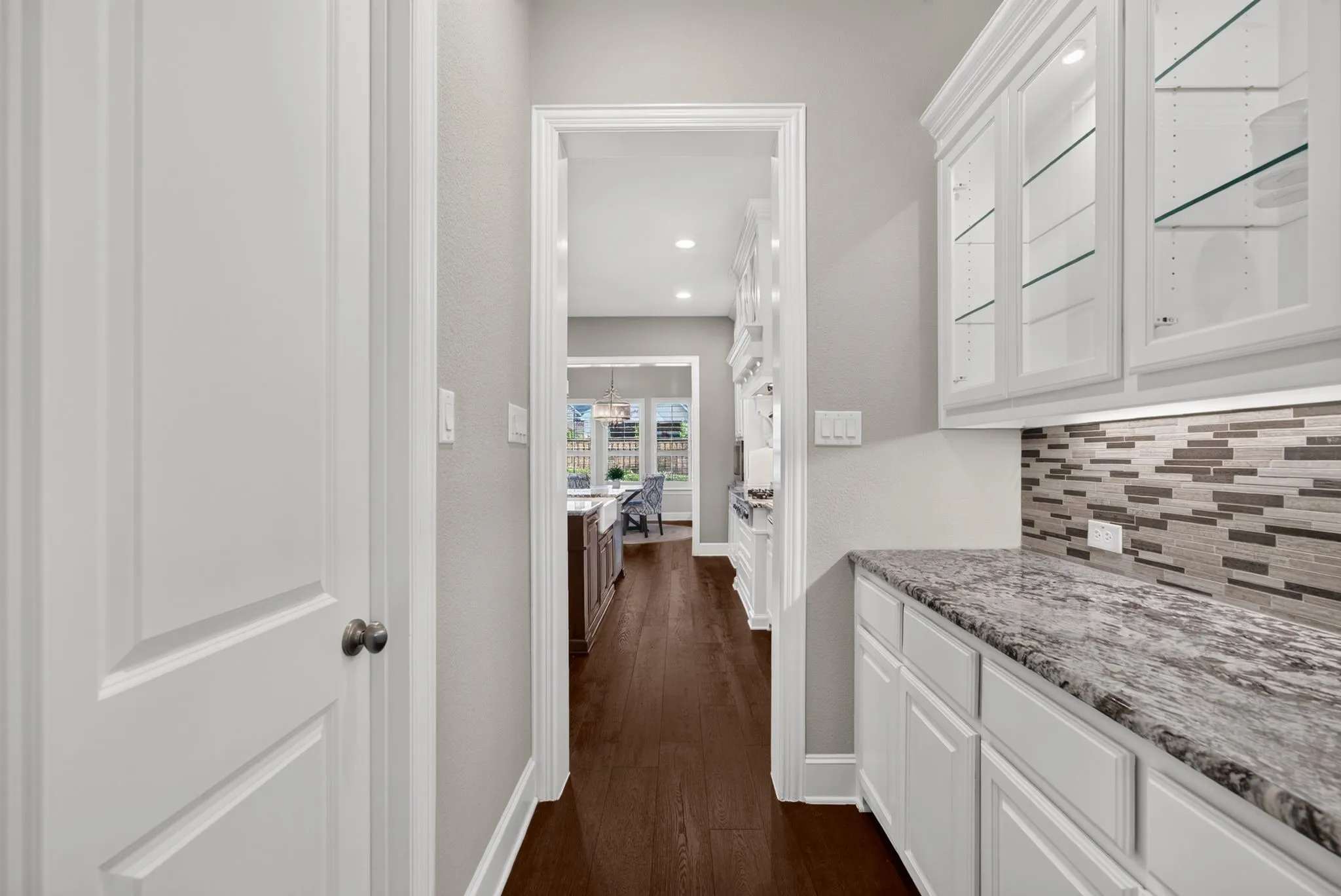 Single Family Residence For Sale in Denton County , 1823 Passion Flower Road, Frisco, Texas 75033, 5 Bedroom, 7 Bathroom, 3 Garage spaces, 4,465 Sqft, built in 2017, mls#21325693, Real Estate Agent in Frisco, Homes For Sale in Denton county, Homes For Sale in Frisco, Realtor in Frisco Texas, Real Estate Brokerage Independent Realty Texas, Luminita Cordes Realtor