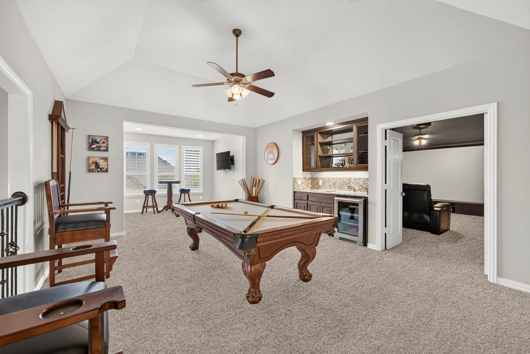 Single Family Residence For Sale in Denton County , 1823 Passion Flower Road, Frisco, Texas 75033, 5 Bedroom, 7 Bathroom, 3 Garage spaces, 4,465 Sqft, built in 2017, mls#21325693, Real Estate Agent in Frisco, Homes For Sale in Denton county, Homes For Sale in Frisco, Realtor in Frisco Texas, Real Estate Brokerage Independent Realty Texas, Luminita Cordes Realtor