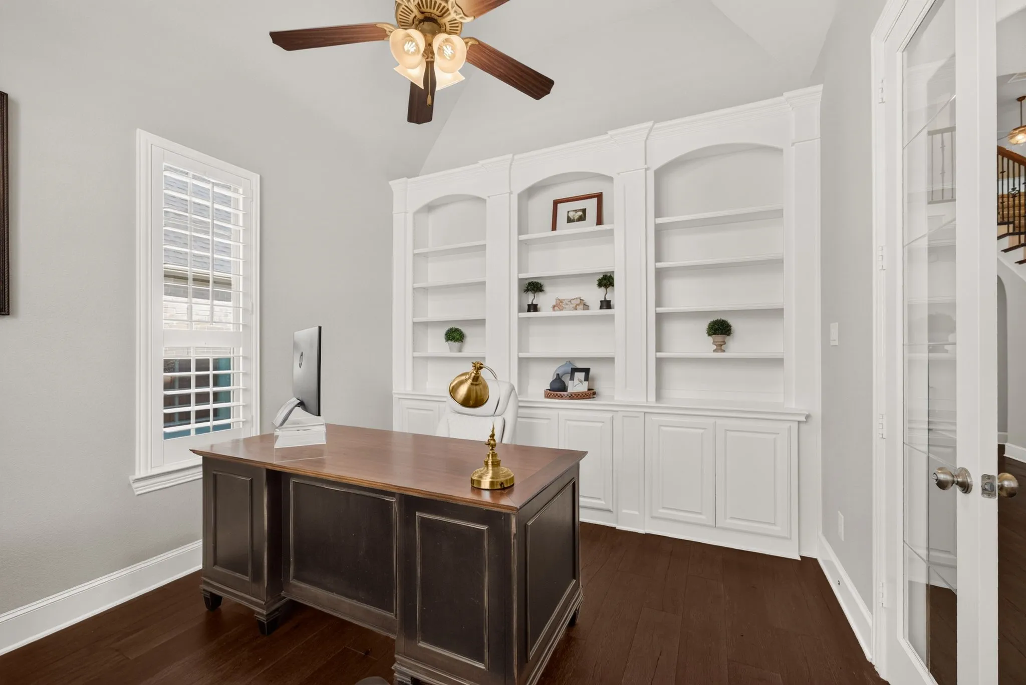 Single Family Residence For Sale in Denton County , 1823 Passion Flower Road, Frisco, Texas 75033, 5 Bedroom, 7 Bathroom, 3 Garage spaces, 4,465 Sqft, built in 2017, mls#21325693, Real Estate Agent in Frisco, Homes For Sale in Denton county, Homes For Sale in Frisco, Realtor in Frisco Texas, Real Estate Brokerage Independent Realty Texas, Luminita Cordes Realtor