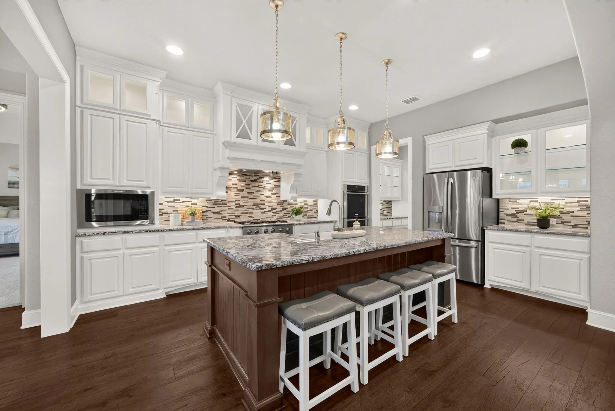 Single Family Residence For Sale in Denton County , 1823 Passion Flower Road, Frisco, Texas 75033, 5 Bedroom, 7 Bathroom, 3 Garage spaces, 4,465 Sqft, built in 2017, mls#21325693, Real Estate Agent in Frisco, Homes For Sale in Denton county, Homes For Sale in Frisco, Realtor in Frisco Texas, Real Estate Brokerage Independent Realty Texas, Luminita Cordes Realtor