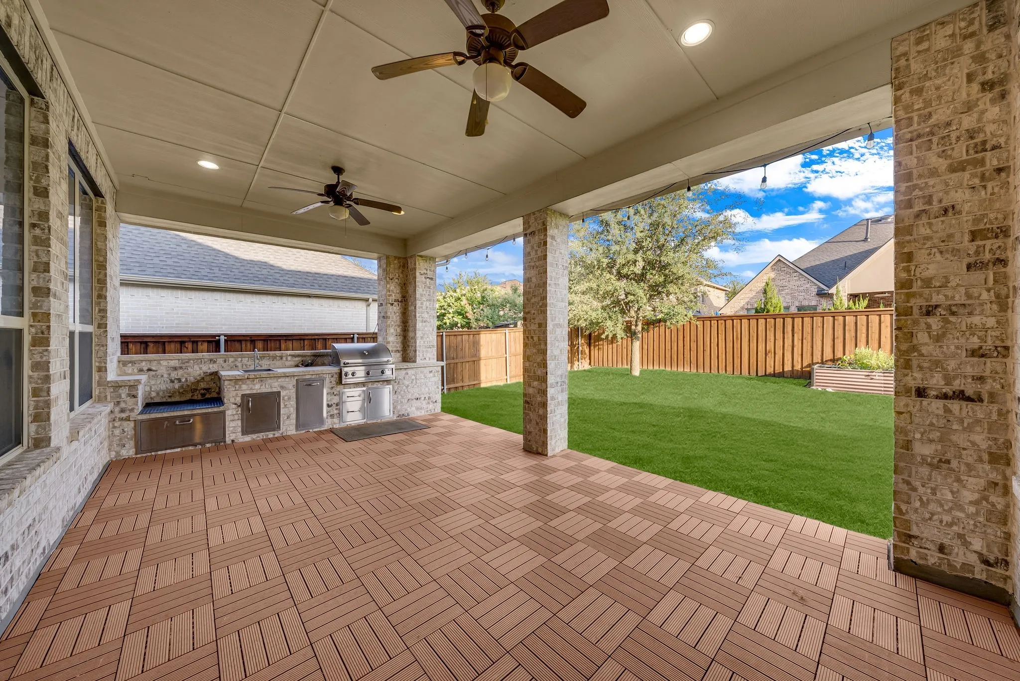 Single Family Residence For Sale in Denton County , 1823 Passion Flower Road, Frisco, Texas 75033, 5 Bedroom, 7 Bathroom, 3 Garage spaces, 4,465 Sqft, built in 2017, mls#21325693, Real Estate Agent in Frisco, Homes For Sale in Denton county, Homes For Sale in Frisco, Realtor in Frisco Texas, Real Estate Brokerage Independent Realty Texas, Luminita Cordes Realtor