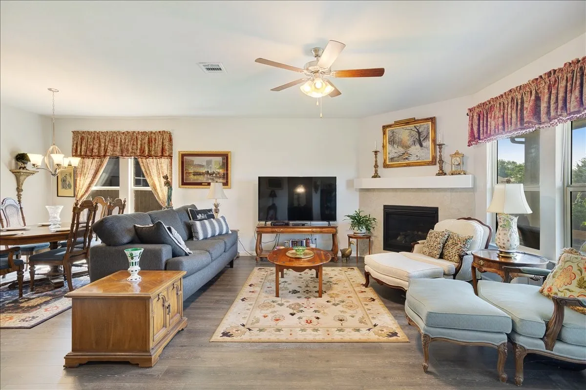 Single Family Residence For Sale in Grayson County , 505 Vawter Drive, Van Alstyne, Texas 75495, 4 Bedroom, 2 Bathroom, 2 Garage spaces, 1,818 Sqft, built in 2021, mls#21321075, Real Estate Agent in Van Alstyne, Homes For Sale in Grayson county, Homes For Sale in Van Alstyne, Realtor in Van Alstyne Texas, Real Estate Brokerage Independent Realty Texas, Luminita Cordes Realtor