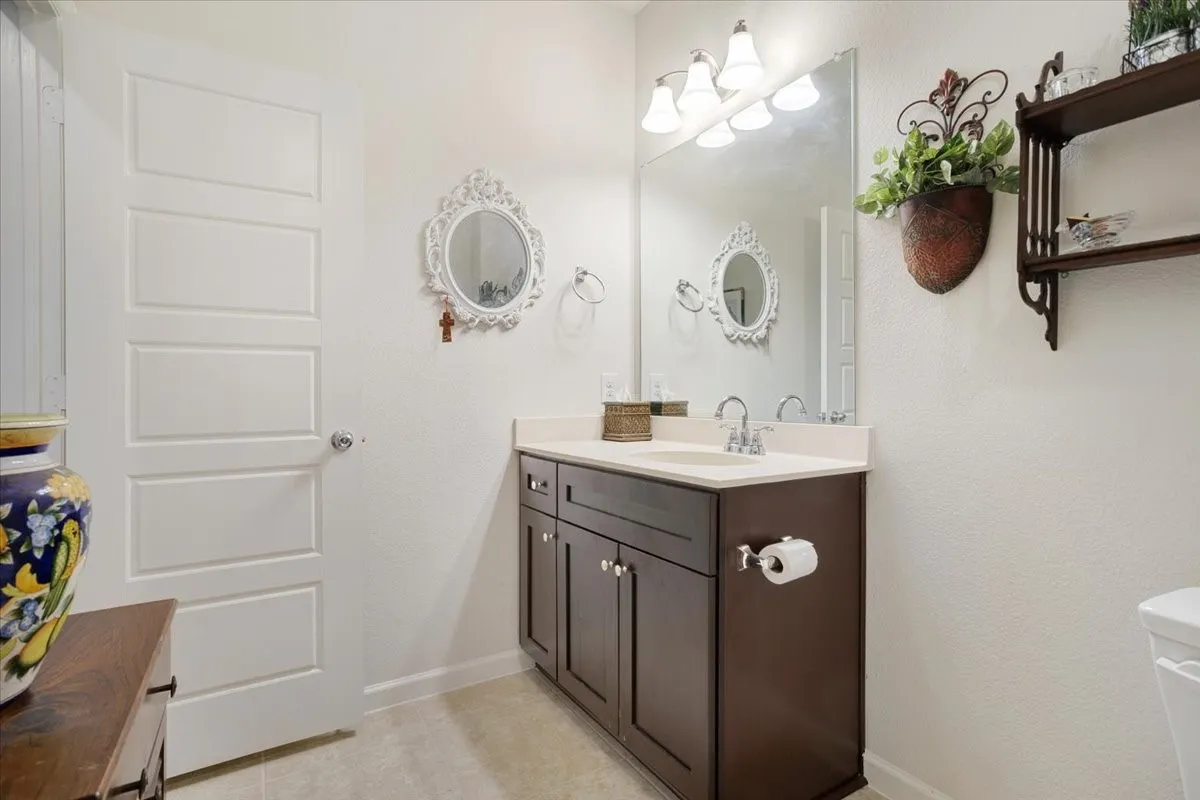 Single Family Residence For Sale in Grayson County , 505 Vawter Drive, Van Alstyne, Texas 75495, 4 Bedroom, 2 Bathroom, 2 Garage spaces, 1,818 Sqft, built in 2021, mls#21321075, Real Estate Agent in Van Alstyne, Homes For Sale in Grayson county, Homes For Sale in Van Alstyne, Realtor in Van Alstyne Texas, Real Estate Brokerage Independent Realty Texas, Luminita Cordes Realtor