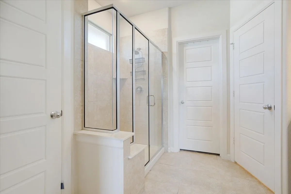 Single Family Residence For Sale in Grayson County , 505 Vawter Drive, Van Alstyne, Texas 75495, 4 Bedroom, 2 Bathroom, 2 Garage spaces, 1,818 Sqft, built in 2021, mls#21321075, Real Estate Agent in Van Alstyne, Homes For Sale in Grayson county, Homes For Sale in Van Alstyne, Realtor in Van Alstyne Texas, Real Estate Brokerage Independent Realty Texas, Luminita Cordes Realtor