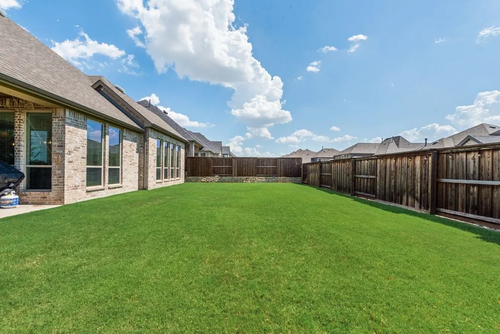 Single Family Residence For Rent in Denton County , 4771 Desert Willow Drive, Prosper, Texas 75078, 3 Bedroom, 3 Bathroom, 3 Garage spaces, 2,603 Sqft, built in 2019, mls#21327922, Real Estate Agent in Prosper, Homes For Rent in Denton county, Homes For Rent in Prosper, Realtor in Prosper Texas, Real Estate Brokerage Independent Realty Texas, Luminita Cordes Realtor