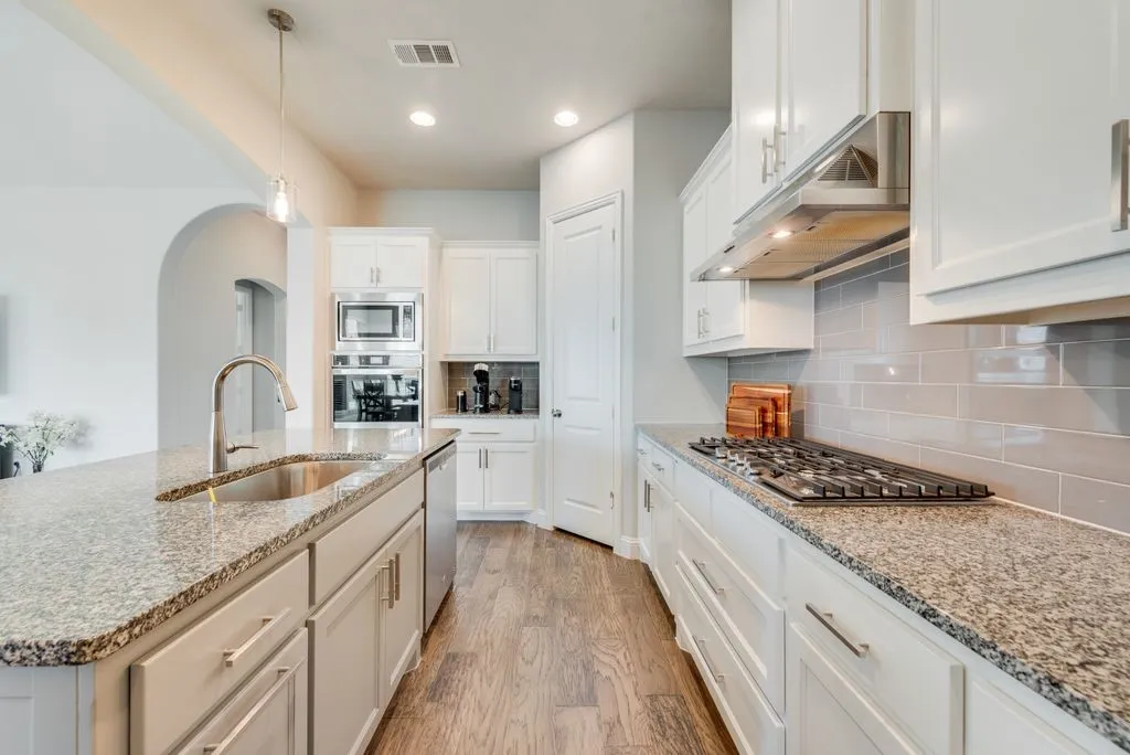 Single Family Residence For Rent in Denton County , 4771 Desert Willow Drive, Prosper, Texas 75078, 3 Bedroom, 3 Bathroom, 3 Garage spaces, 2,603 Sqft, built in 2019, mls#21327922, Real Estate Agent in Prosper, Homes For Rent in Denton county, Homes For Rent in Prosper, Realtor in Prosper Texas, Real Estate Brokerage Independent Realty Texas, Luminita Cordes Realtor
