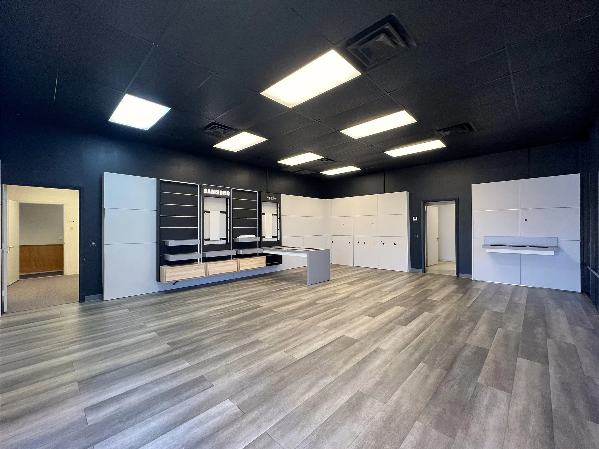 Office For Rent in Hopkins County , 216 Linda Drive, Sulphur Springs, Texas 75482, 0, 0, Garage spaces, 0 Sqft, built in 2001, Price $3,250, mls#21327587, Real Estate Agent in Sulphur Springs, Homes For Rent in Hopkins county, Homes For Rent in Sulphur Springs, Realtor in Sulphur Springs Texas, Real Estate Brokerage Independent Realty Texas, Luminita Cordes Realtor